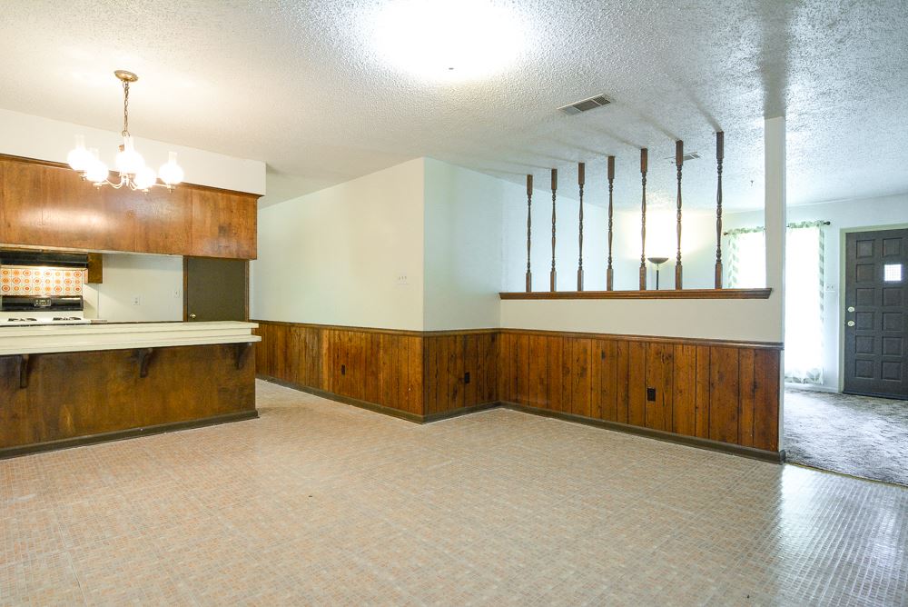 SPRINGHILL MANOR - Residential