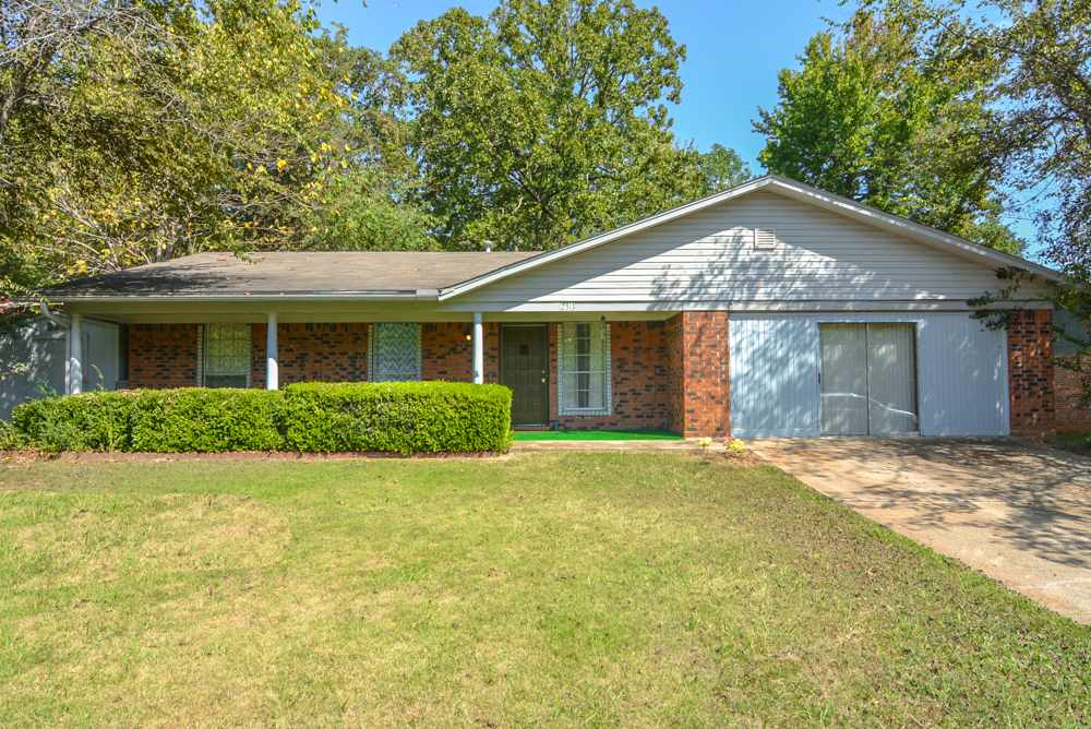 NICE ALL BRICK HOME IN A GREAT LOCATION! 3 BEDROOMS W/ A HUGE BONUS! AREA QUALIFIES FOR RD 100% FINANCING W/ NO DOWN PAYMENT! LARGE OPEN KITCHEN W/ GAS STOVE, BREAKFAST BAR & AN EAT-IN KITCHEN/DINING AREA. WALK-IN SHOWER & LARGE CLOSET IN THE MASTER. PREVIOUS CARPORT TURNED INTO A COMPLETELY HEATED & COOLED BONUS ROOM W/ DUCTWORK & VENTS BUT COULD EASILY BE CHANGED BACK TO A CARPORT OR GARAGE. FENCED IN YARD W/ PATIO! 2 STORAGE BUILDINGS CONVEY! BRYANT SCHOOLS! 1 YR HOME WARRANTY PROVIDED BY SELLER!!!