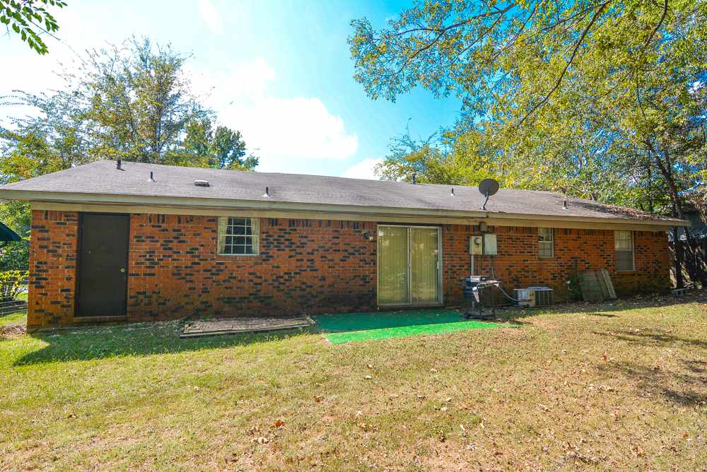 SPRINGHILL MANOR - Residential