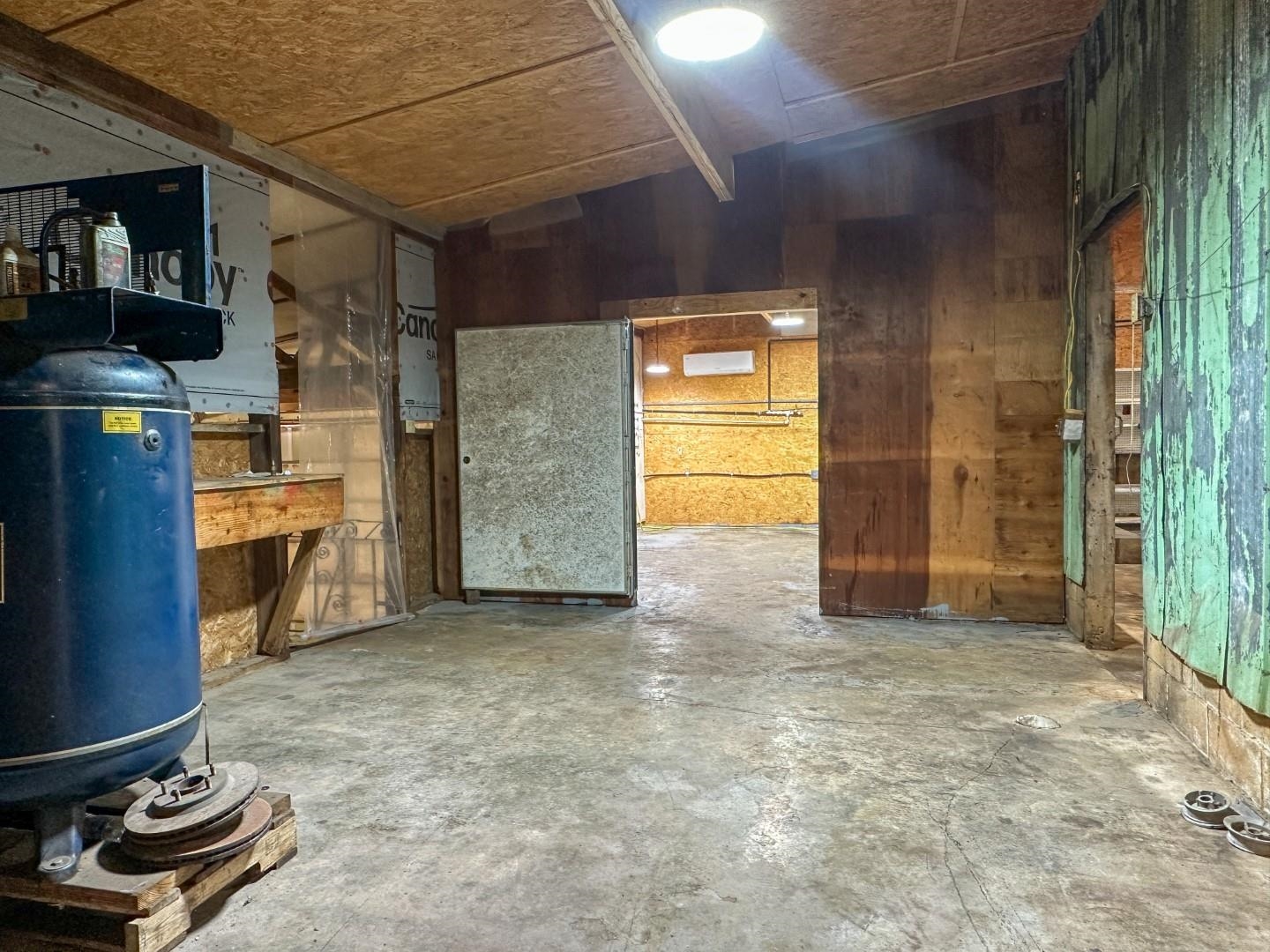 Highland Acres - Commercial Sale
