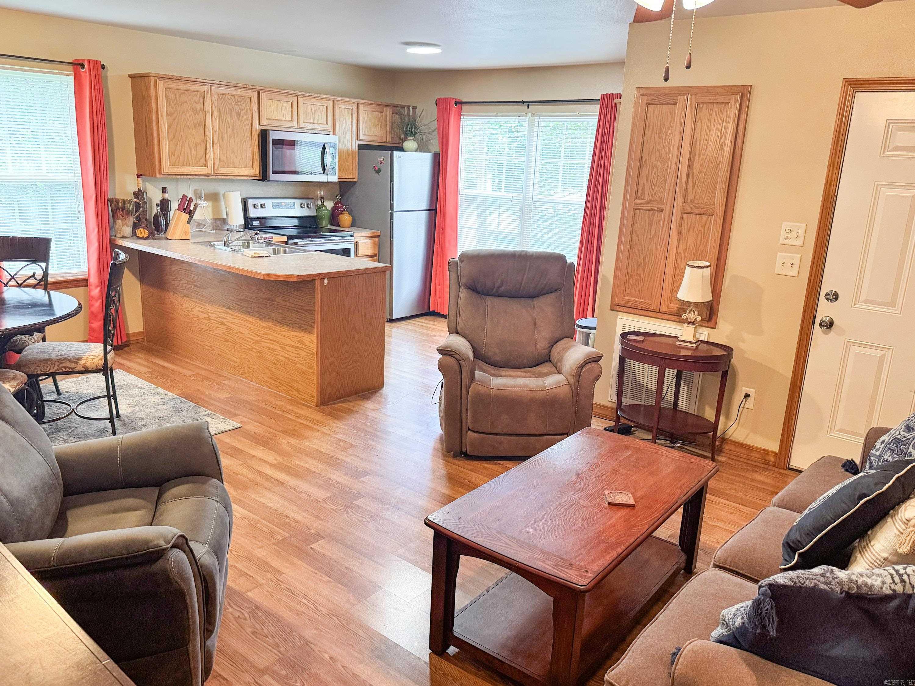 Moore & Case - Commercial Sale