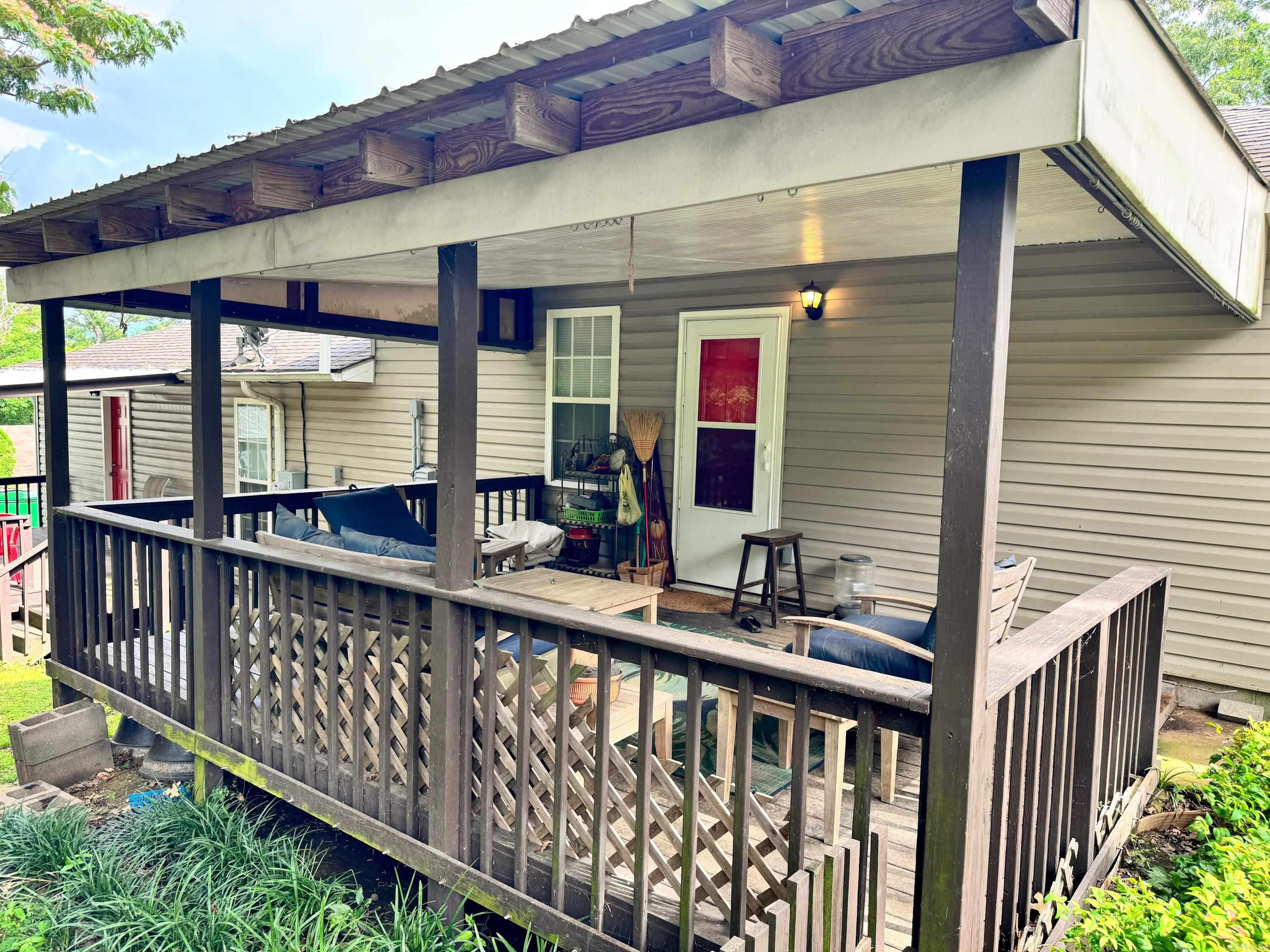 Moore & Case - Commercial Sale