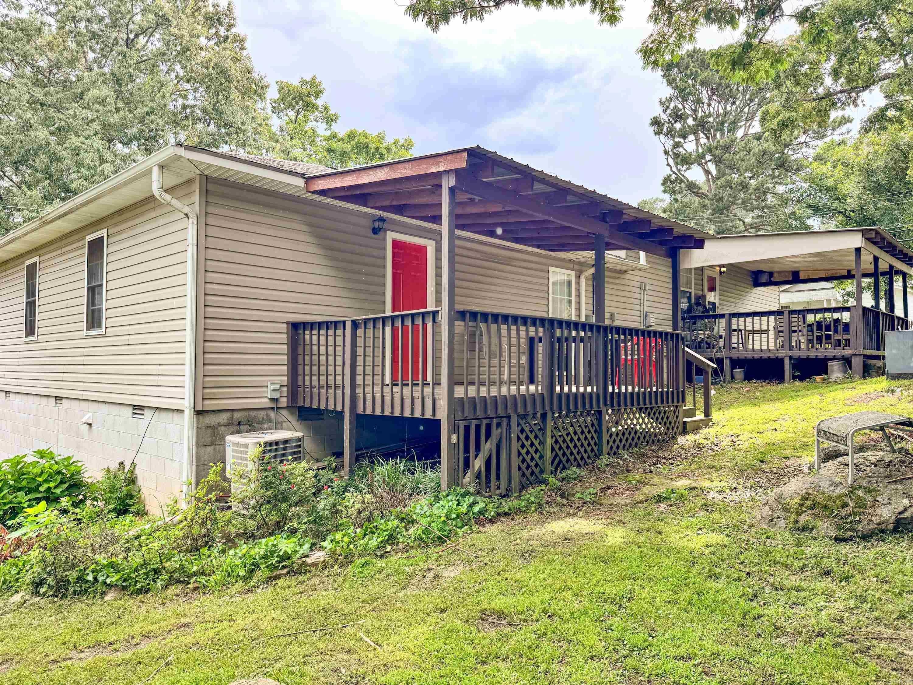 Moore & Case - Commercial Sale