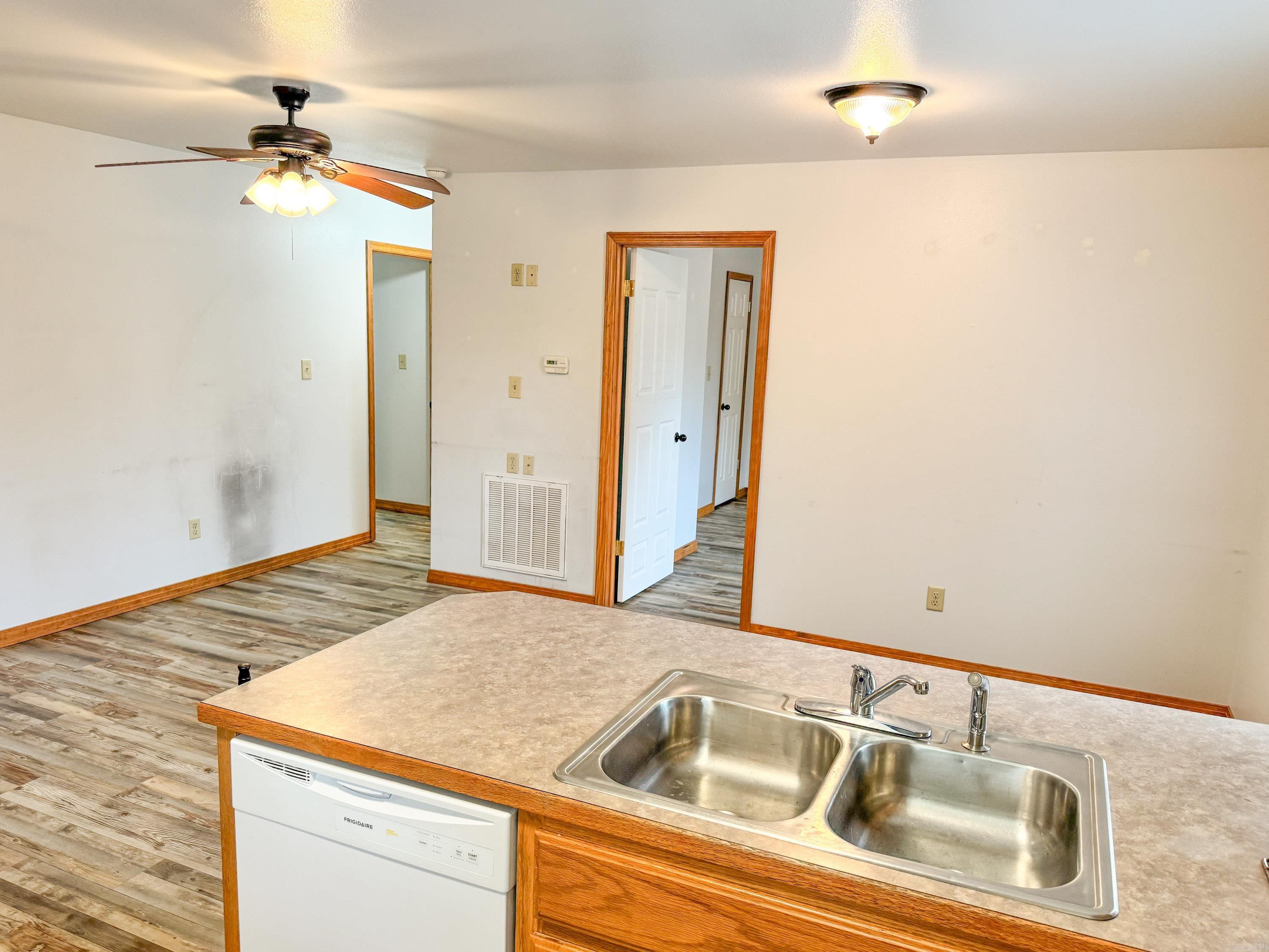 Moore & Case - Commercial Sale