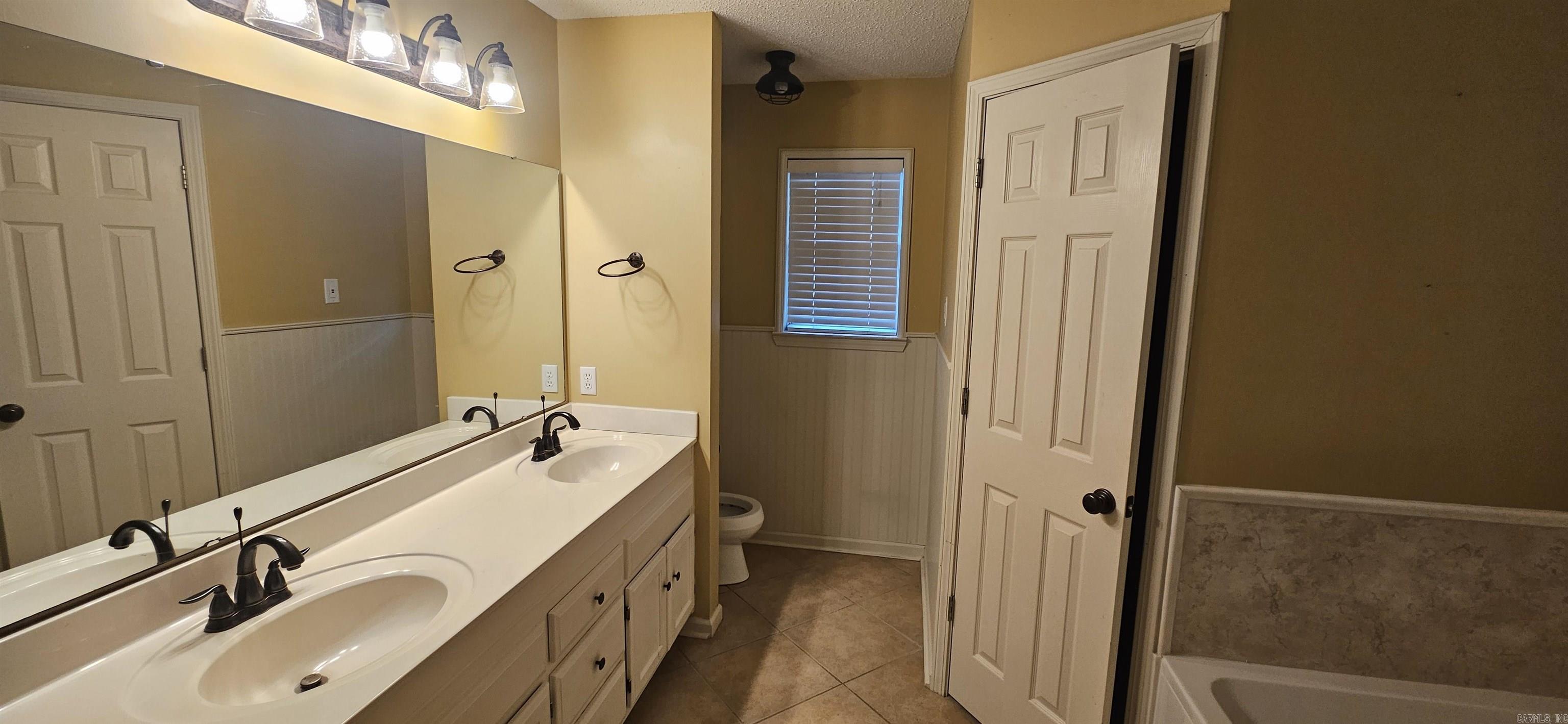 CHERRY CREEK ADDN - Residential Lease