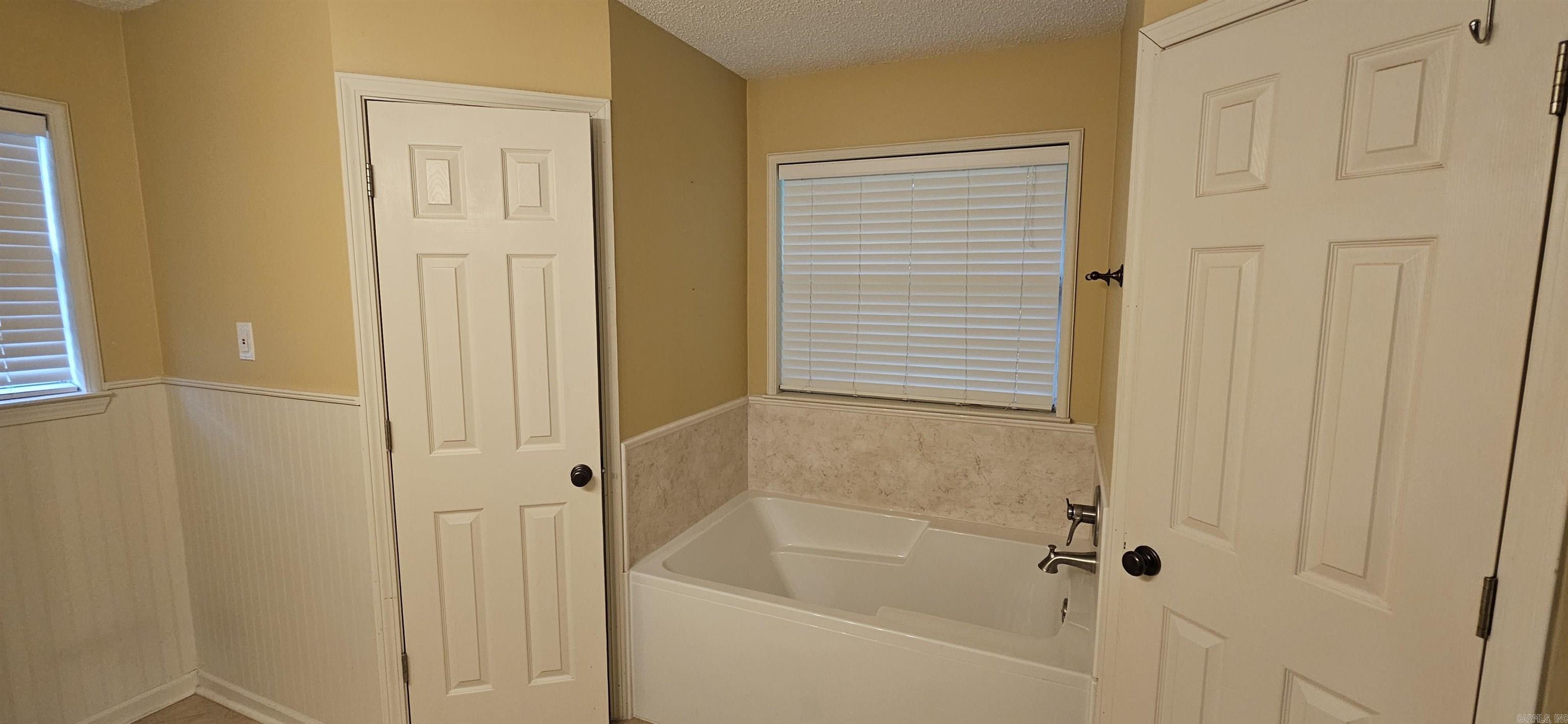 CHERRY CREEK ADDN - Residential Lease