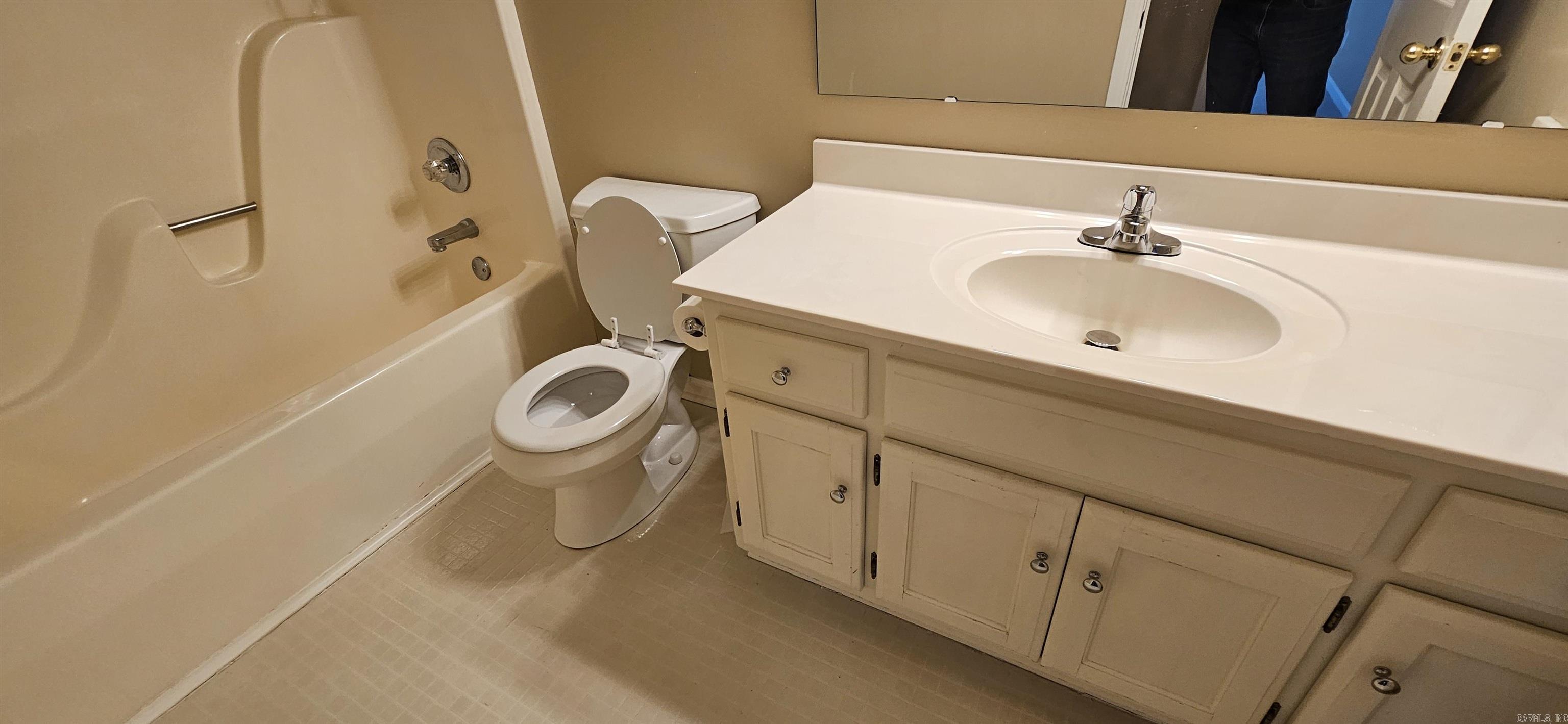 CHERRY CREEK ADDN - Residential Lease