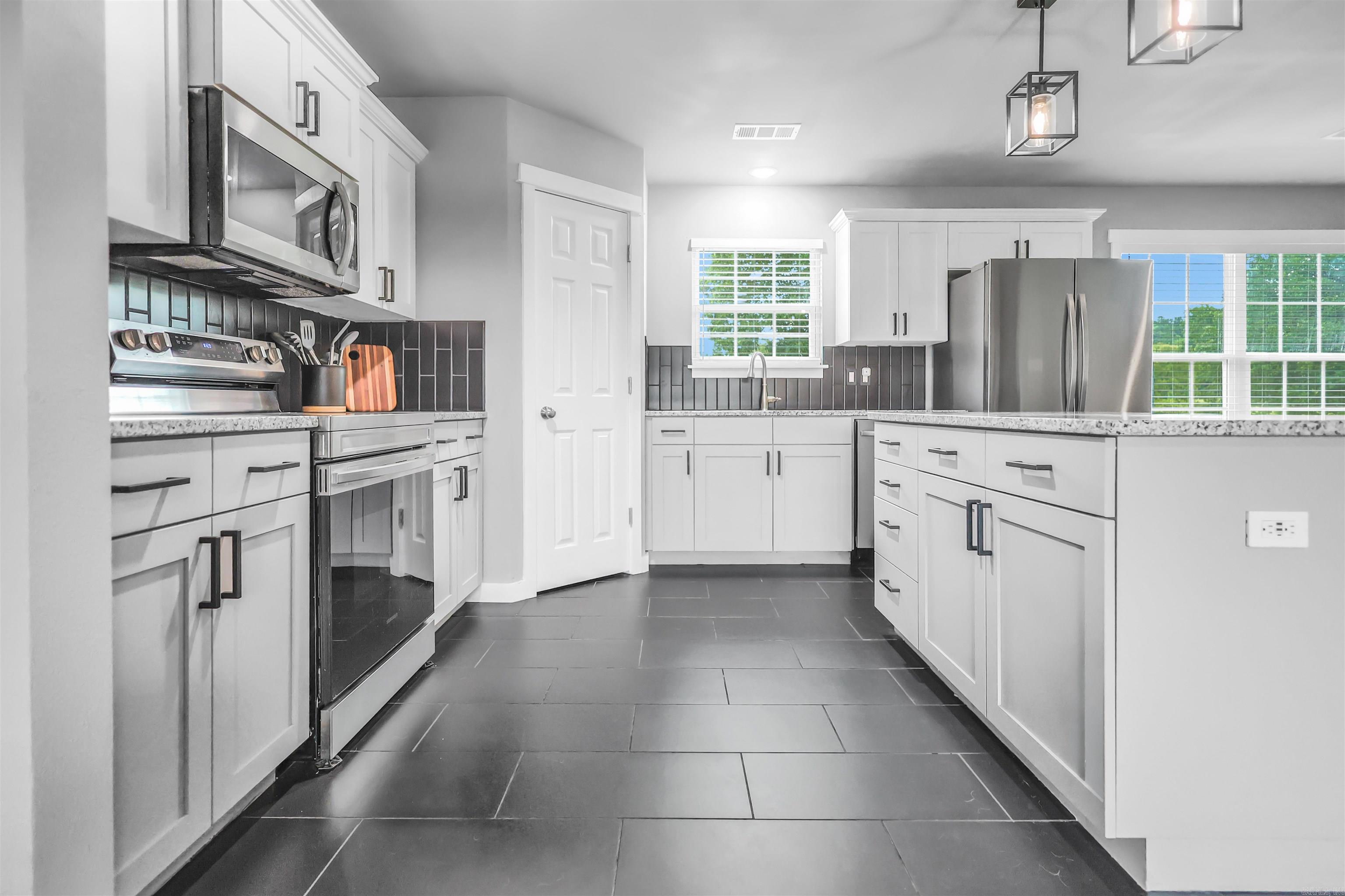 REVAS RETREAT - Residential