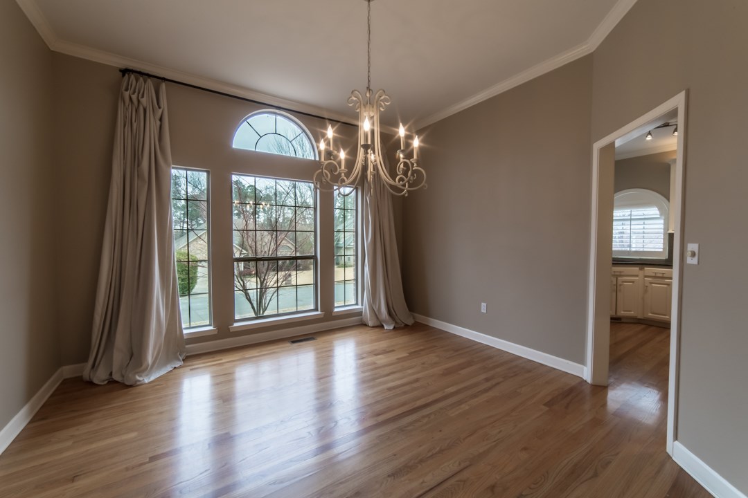 CHENAL VALLEY ABERDEEN - Residential