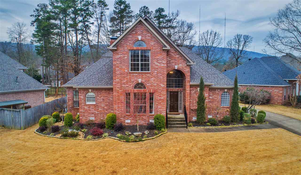 Updated 2-story (master main lvl) in Chenal. New marble at 2-story foyer. Refinished hardwoods. New marble gas-log fireplace wrapped w/ built-Ins. Kitchen: all new appliances +new recessed light +new hardware +new granite +breakfast by 1/2Bath. Master: Box ceiling +new recessed light +remodeled bathroom= heated marble floors +walk-in tower-shower +Roman tub, +walk-in closet. Up: New carpet +balcony to guest w/ walk-in closet +bonus. Great storage. Roof: '17. Near Hwy10, Promenade, Pinnacle, +park/pool.