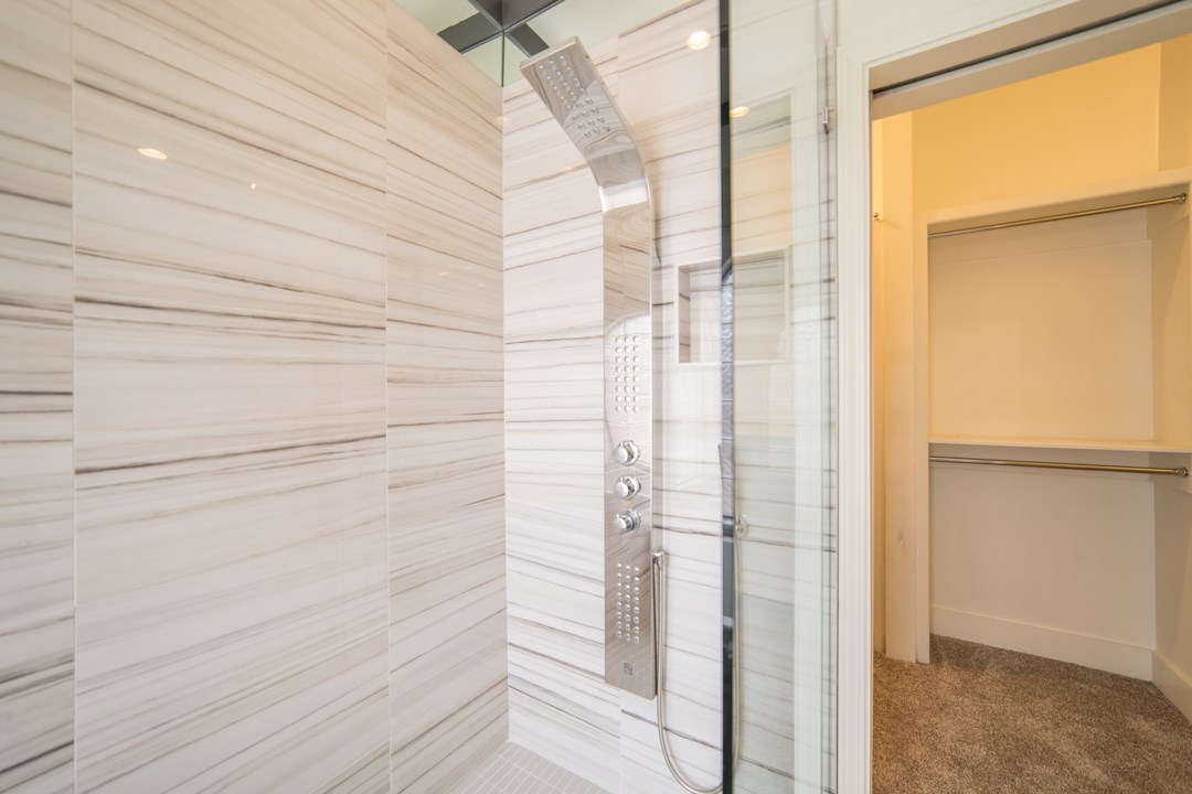 CHENAL VALLEY ABERDEEN - Residential