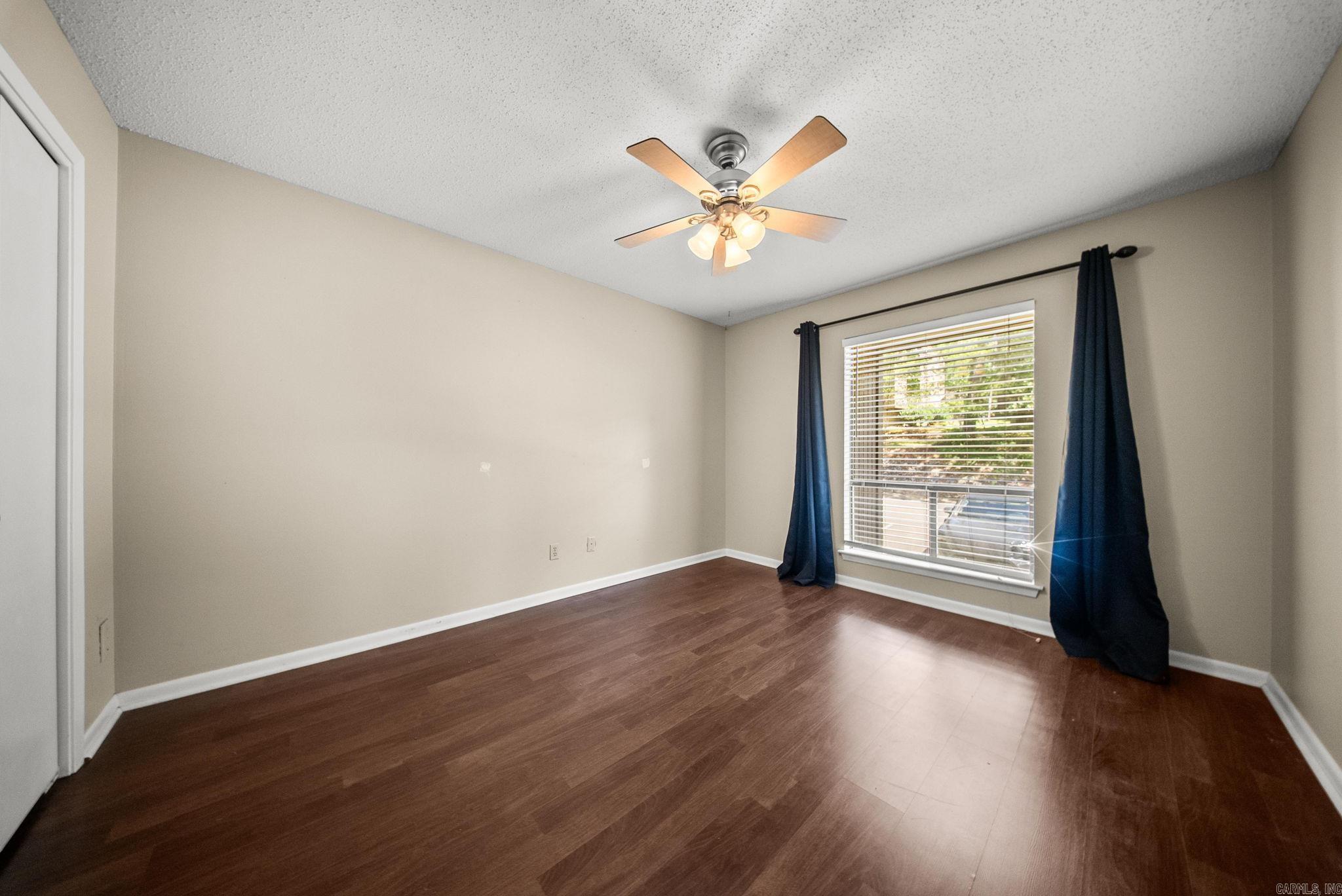 FOREST HILL COND - Residential