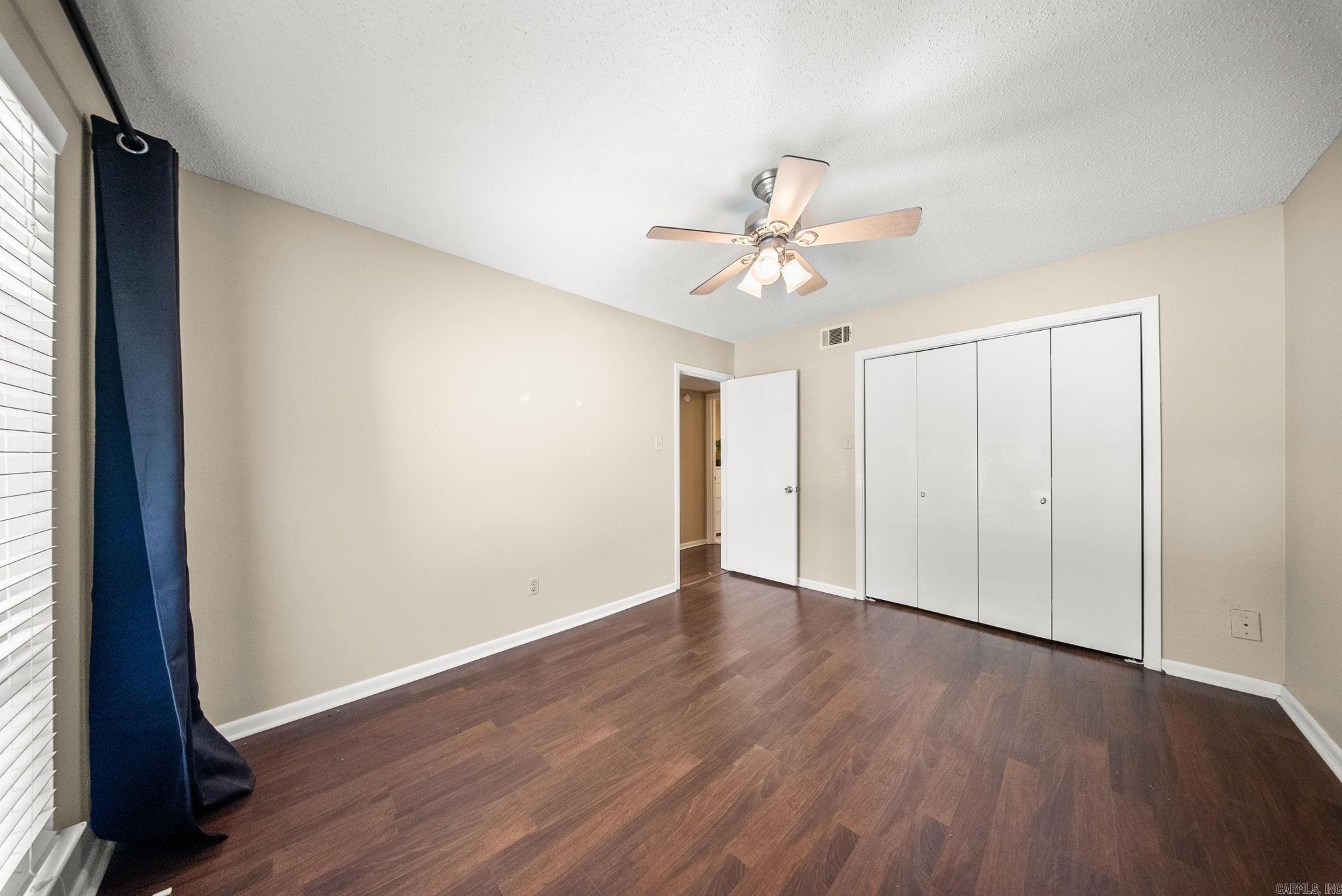 FOREST HILL COND - Residential