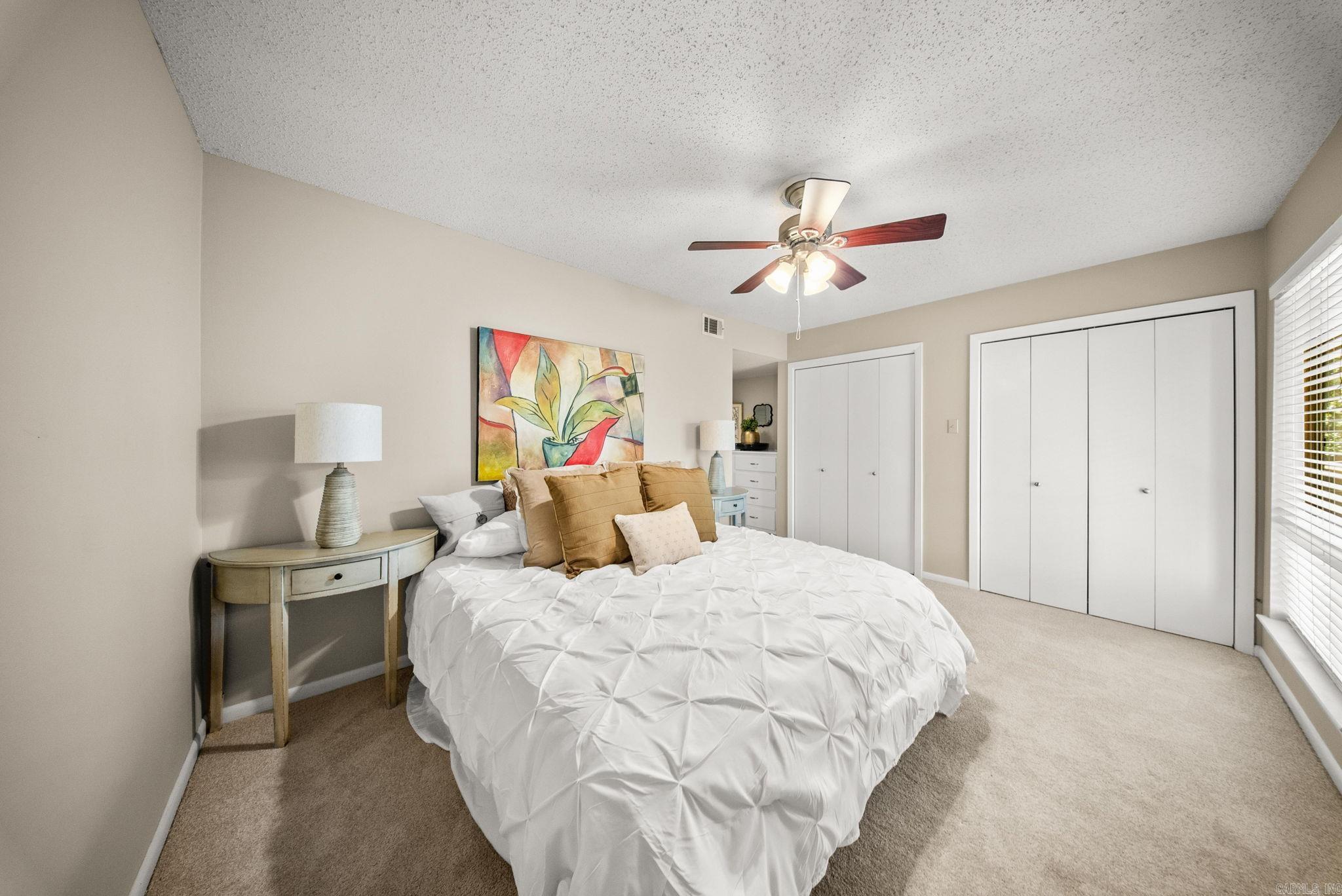 FOREST HILL COND - Residential