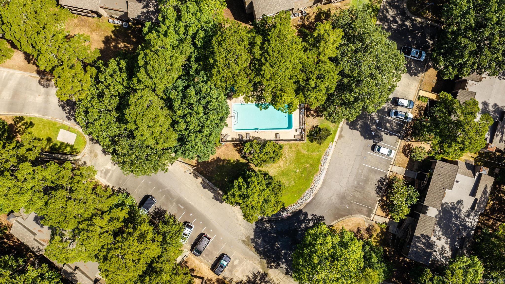 FOREST HILL COND - Residential