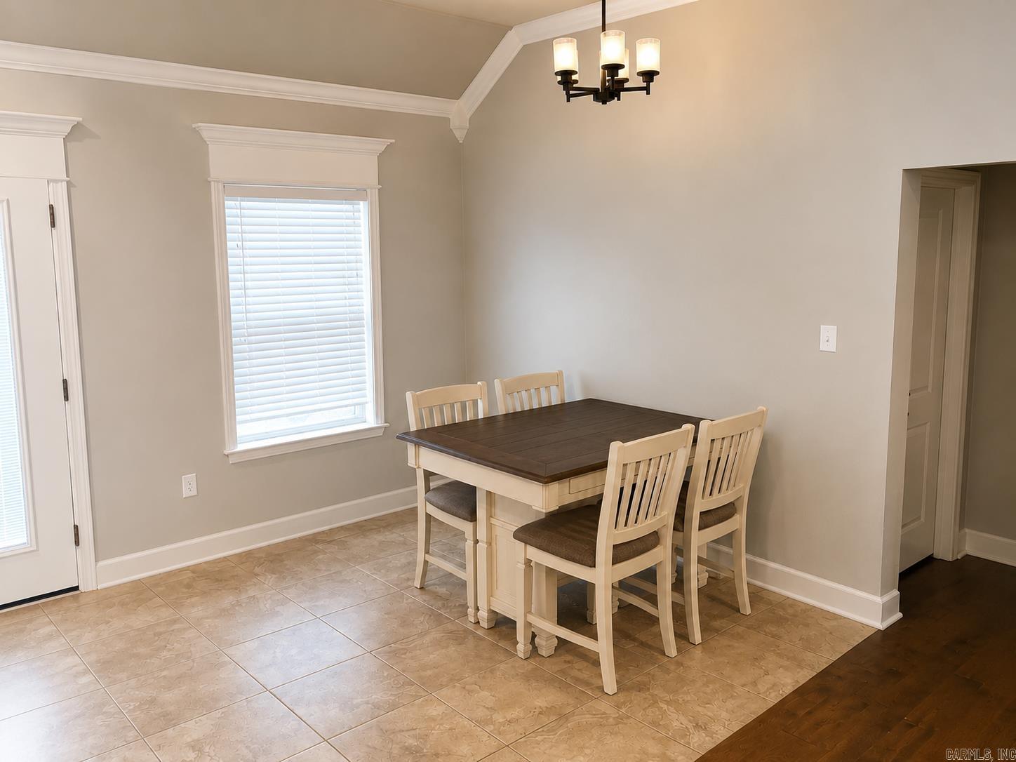 PINEWOOD ESTATES - Residential