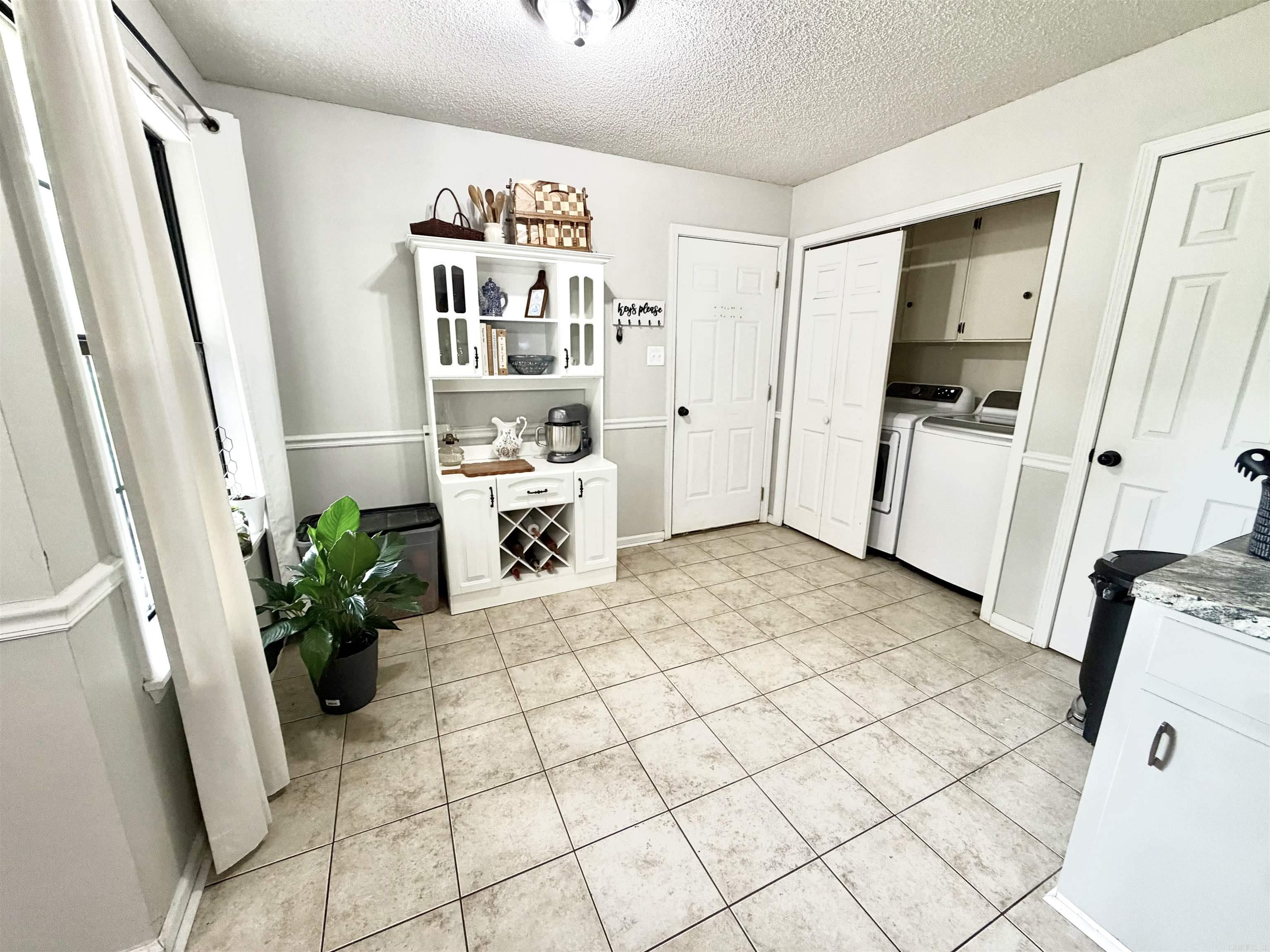 Gray Oaks - Residential