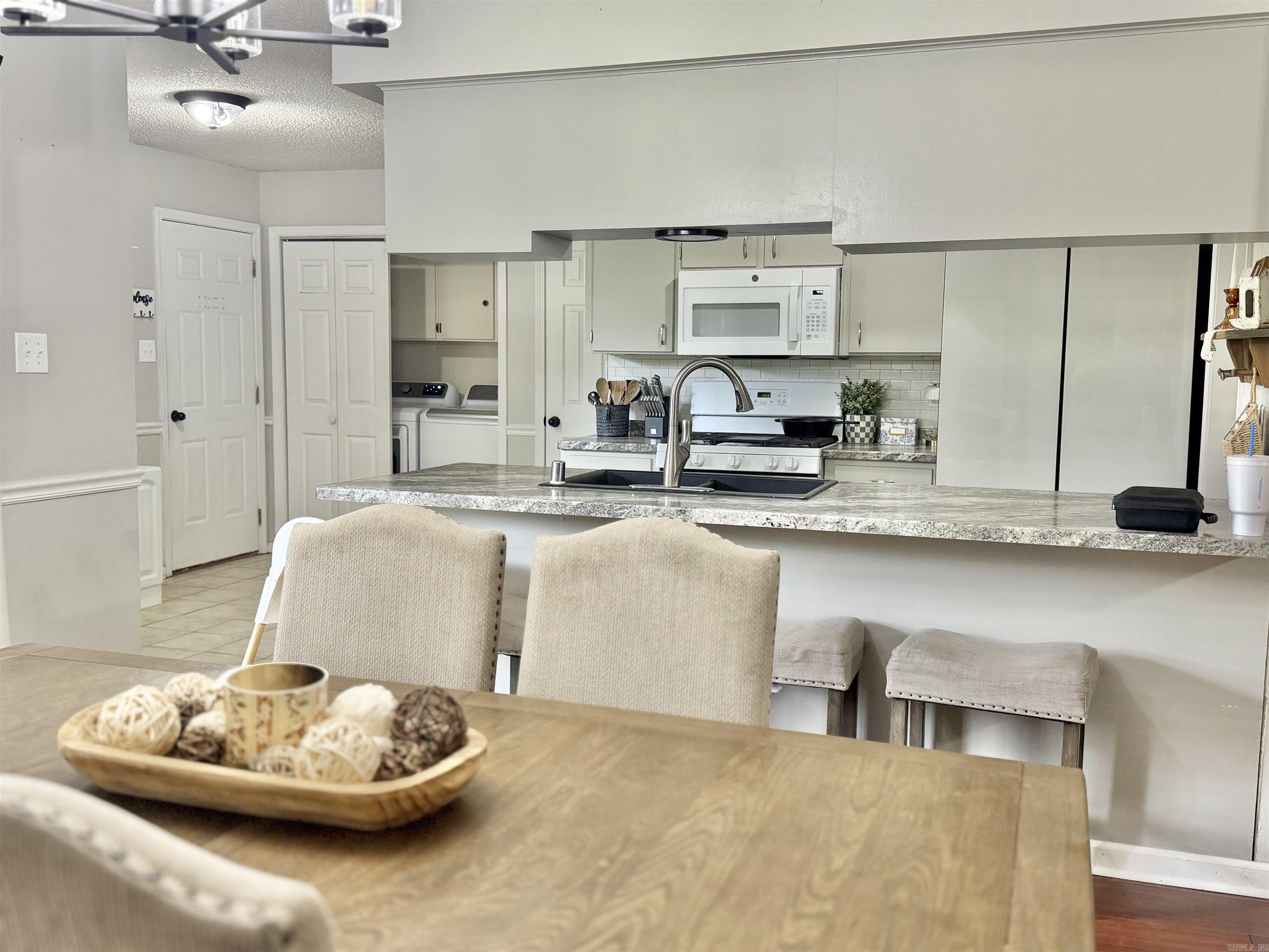 Gray Oaks - Residential