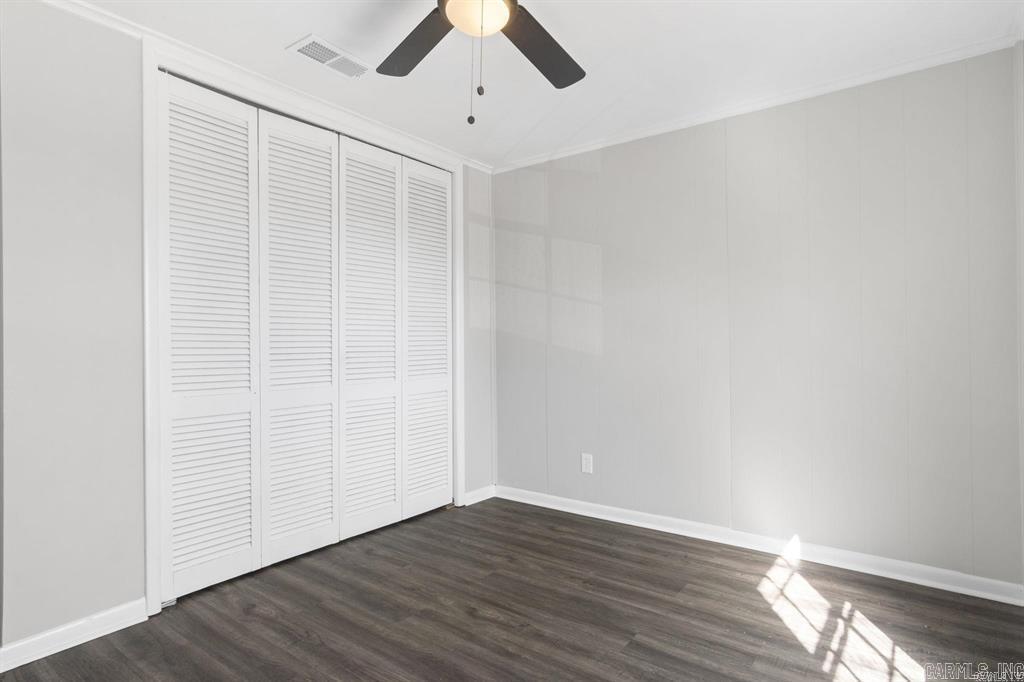 Beautiful Lakeview - Residential Lease