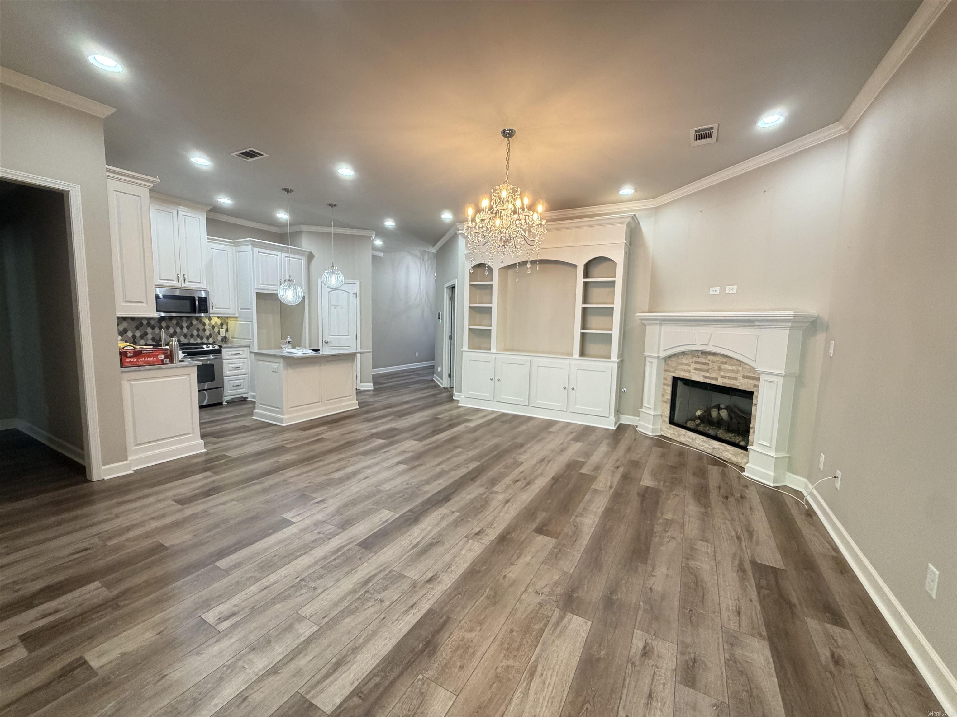 PIPER LANE - Residential