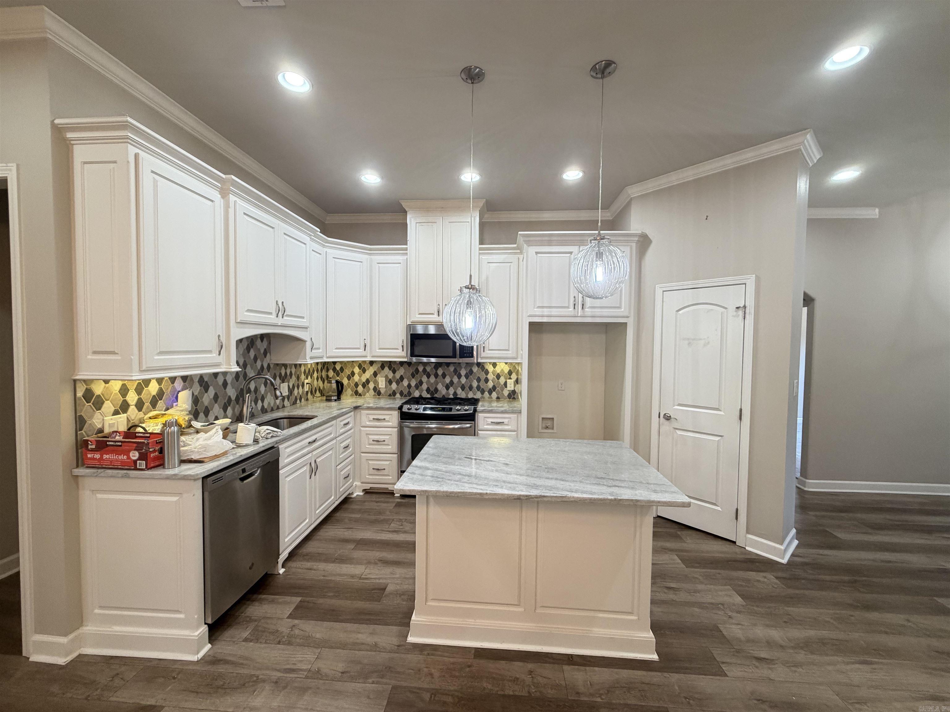 PIPER LANE - Residential