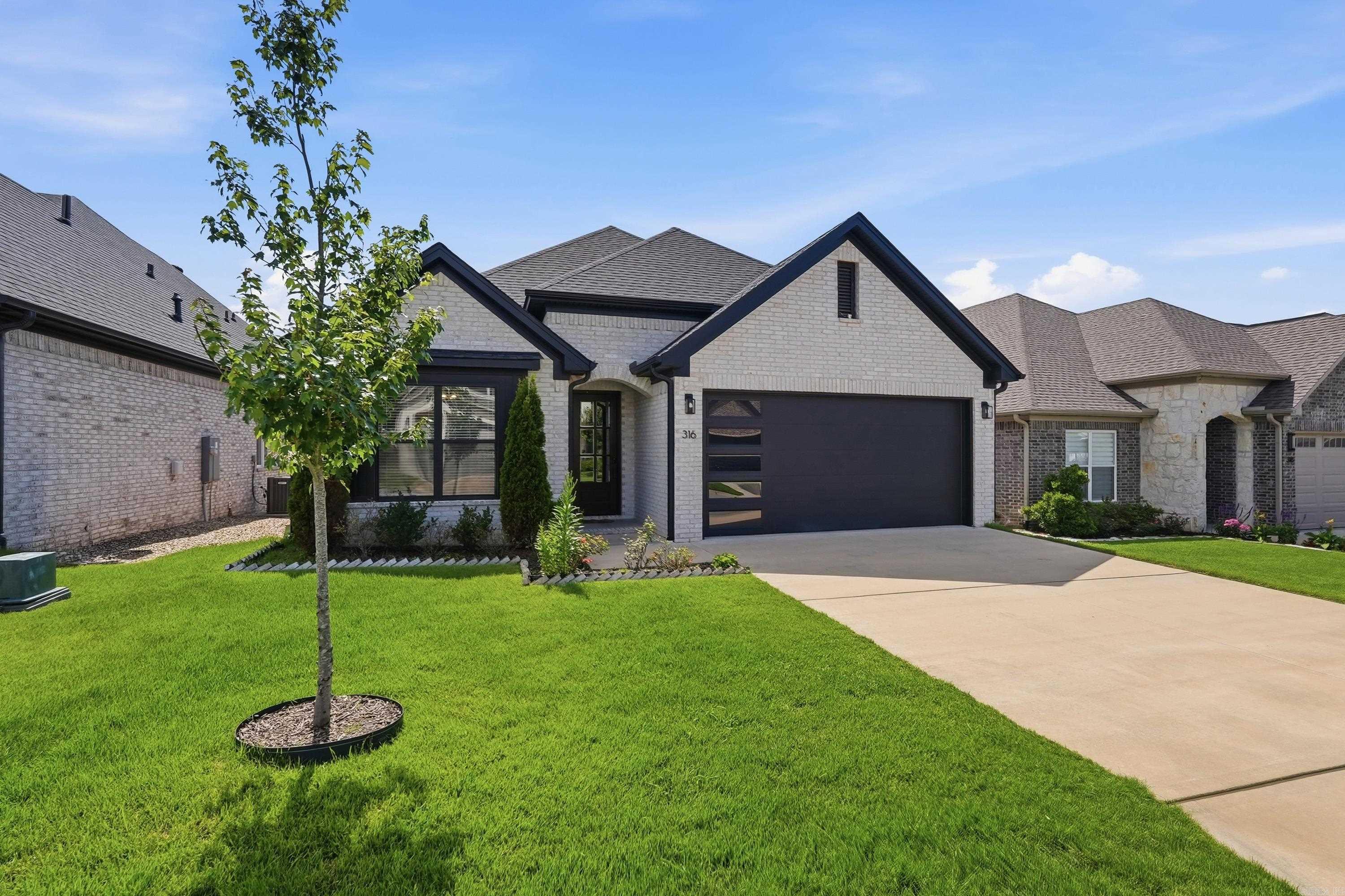 FLETCHER VALLEY "FLETCHER RIDGE" - Residential