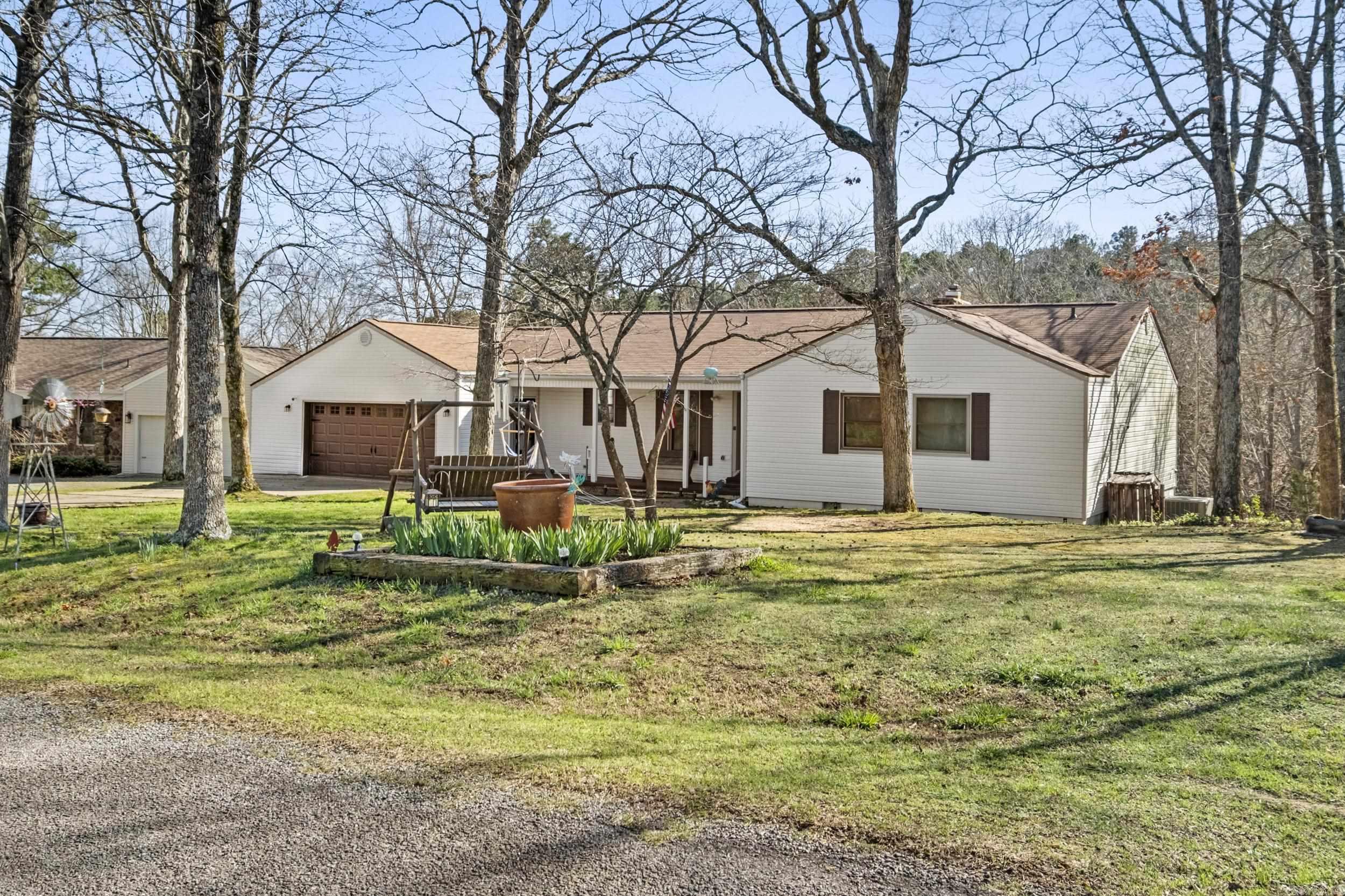 CASTLE RIDGE - Residential