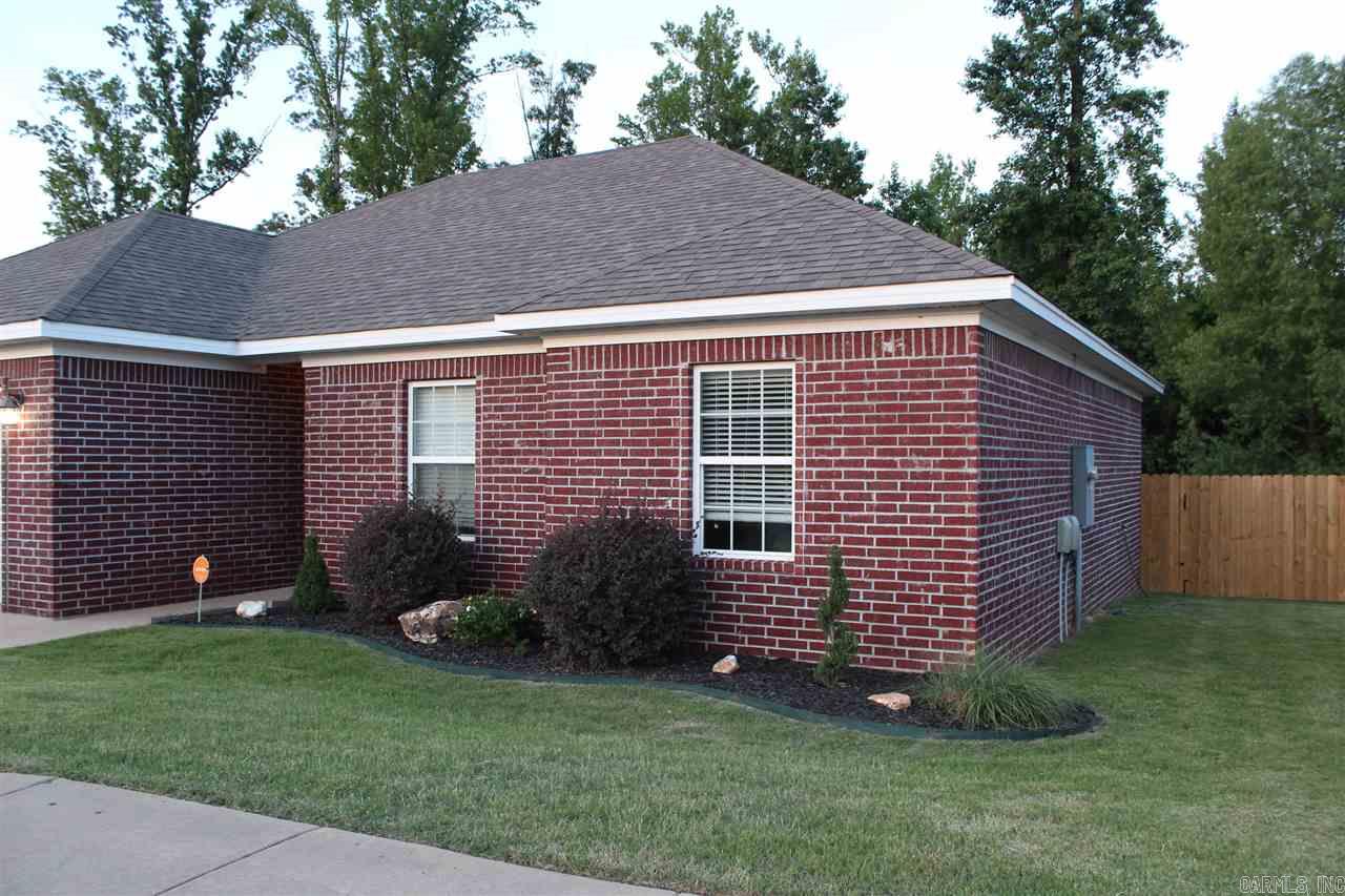 NORTH HAVEN - Residential