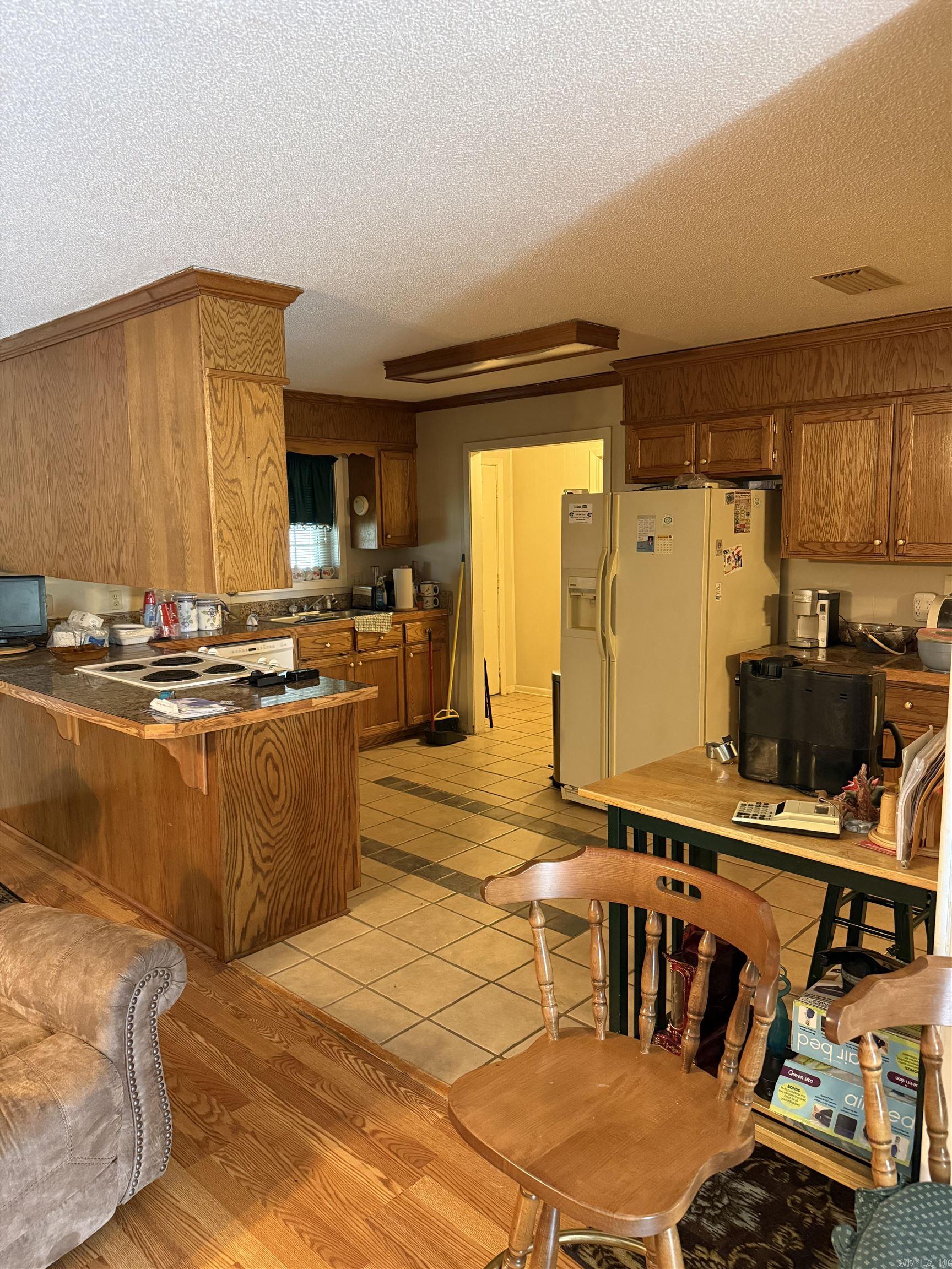 CIRCLE ACRES - Residential