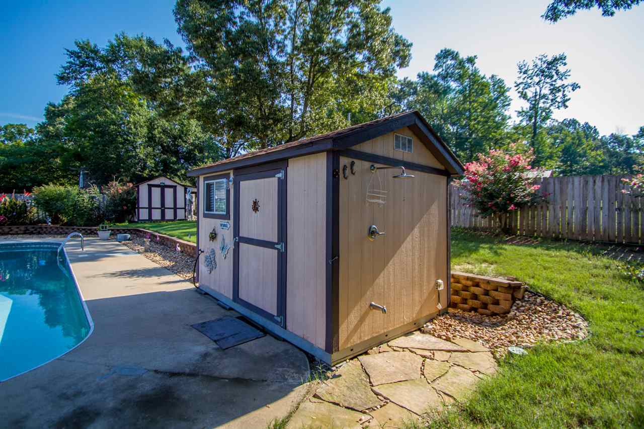 SPRING CREEK VILLAGE - Residential
