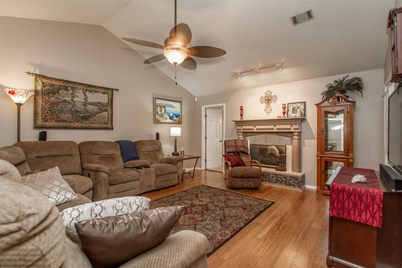 SPRING CREEK VILLAGE - Residential