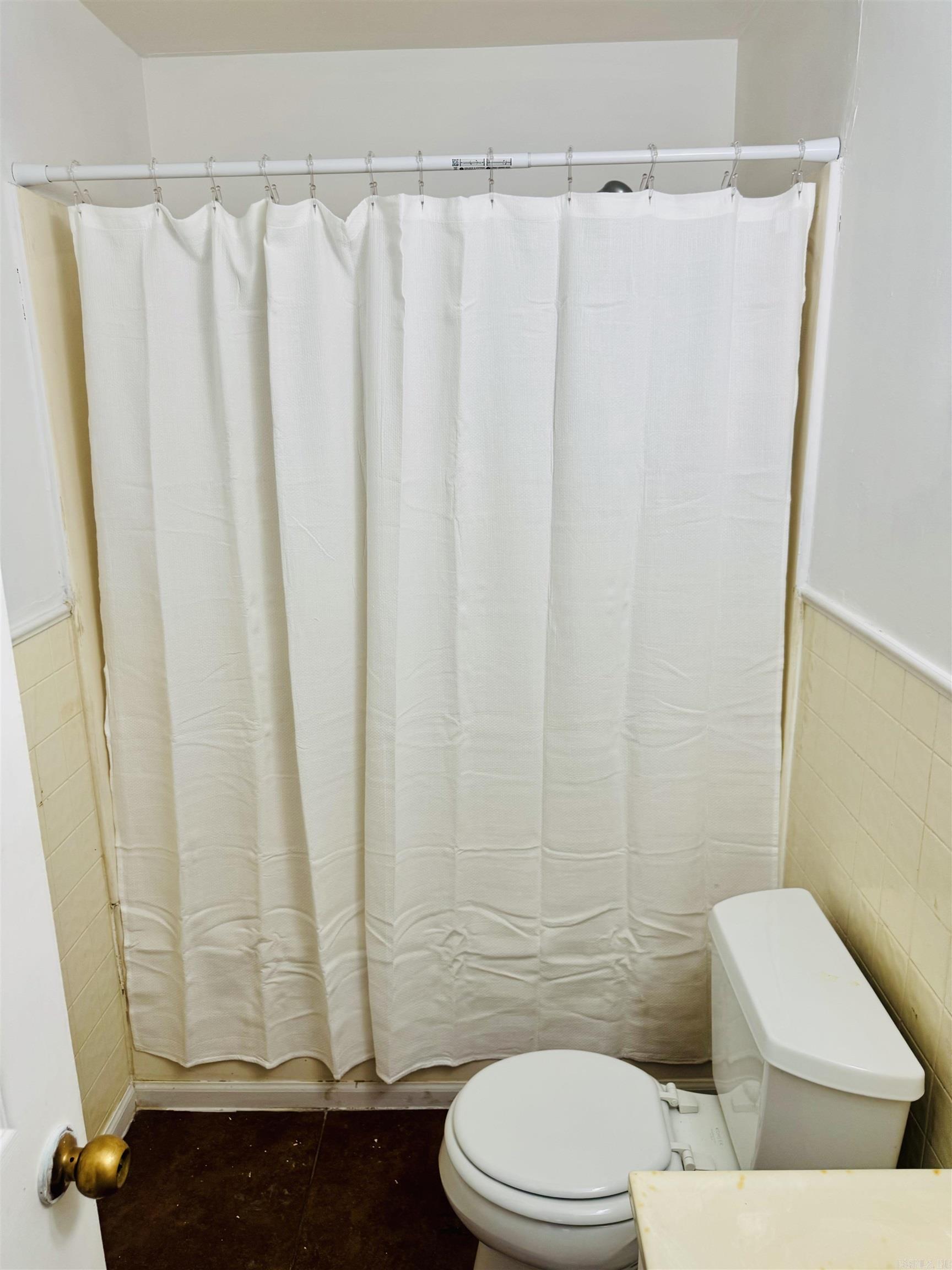 WHITES - Residential