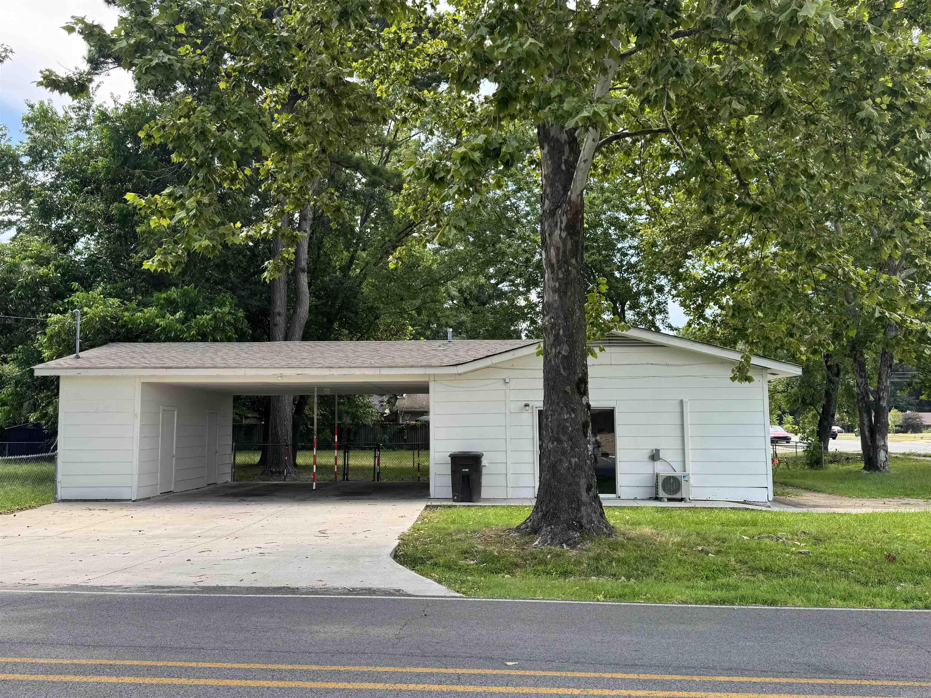 WHITES - Residential