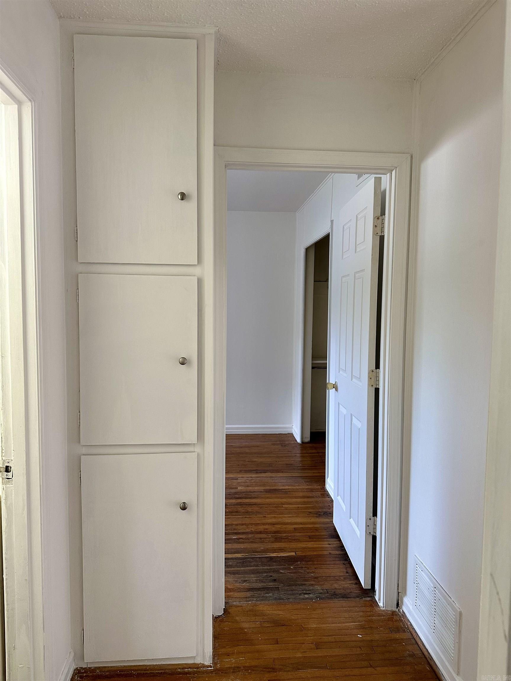 WHITES - Residential