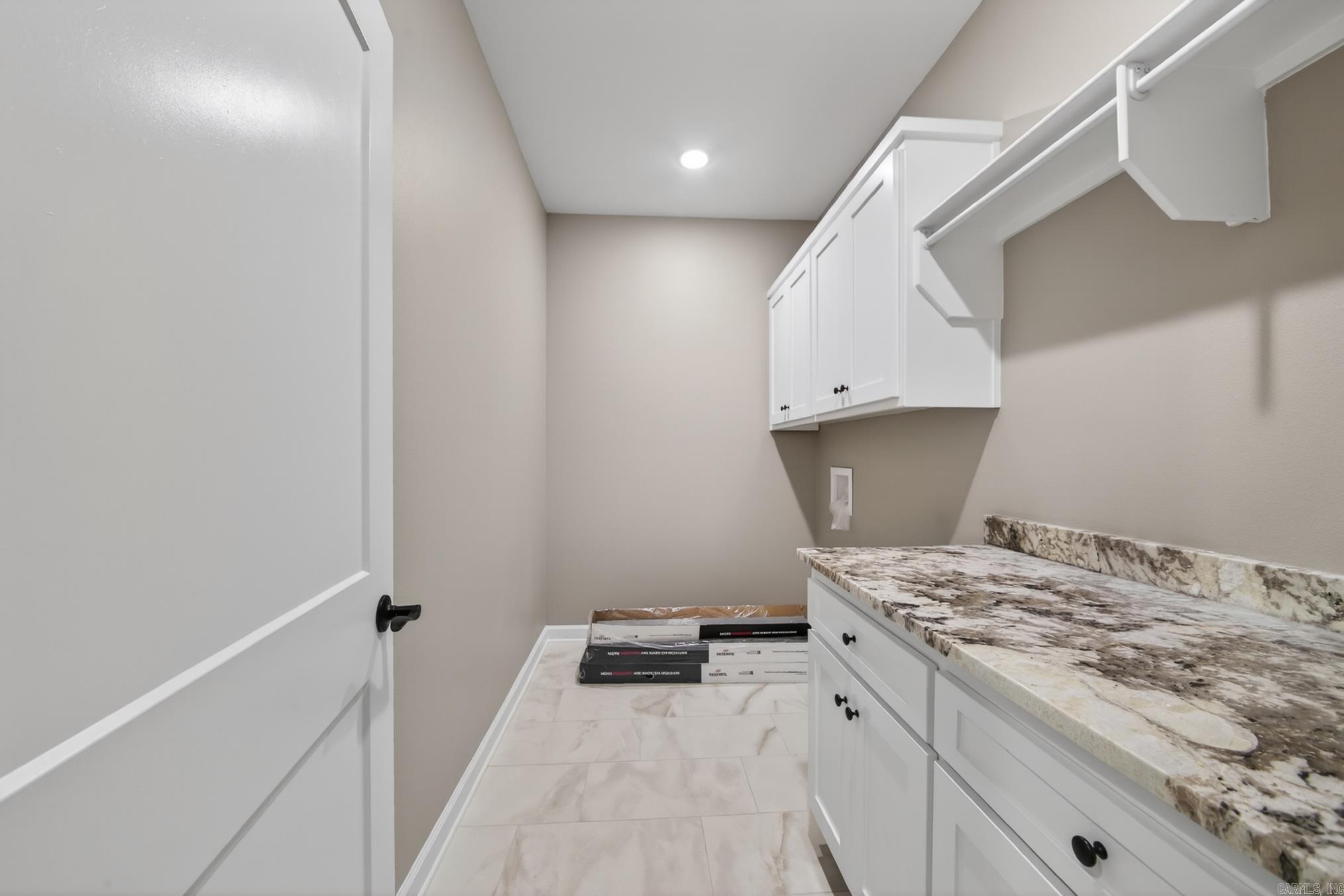 MILLERS GLENN - Residential