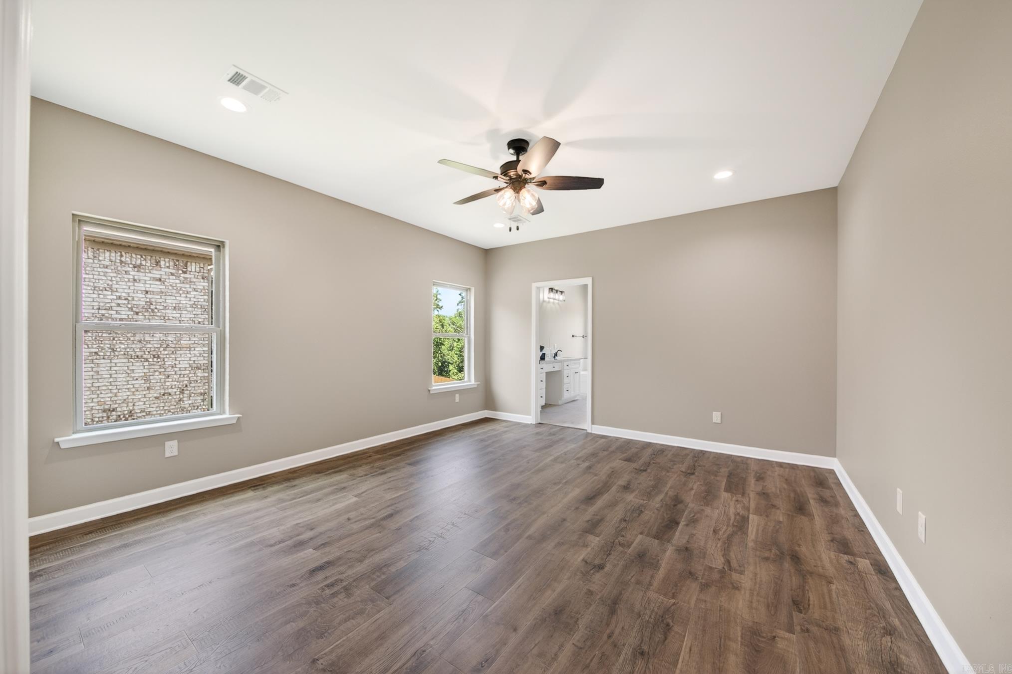 MILLERS GLENN - Residential