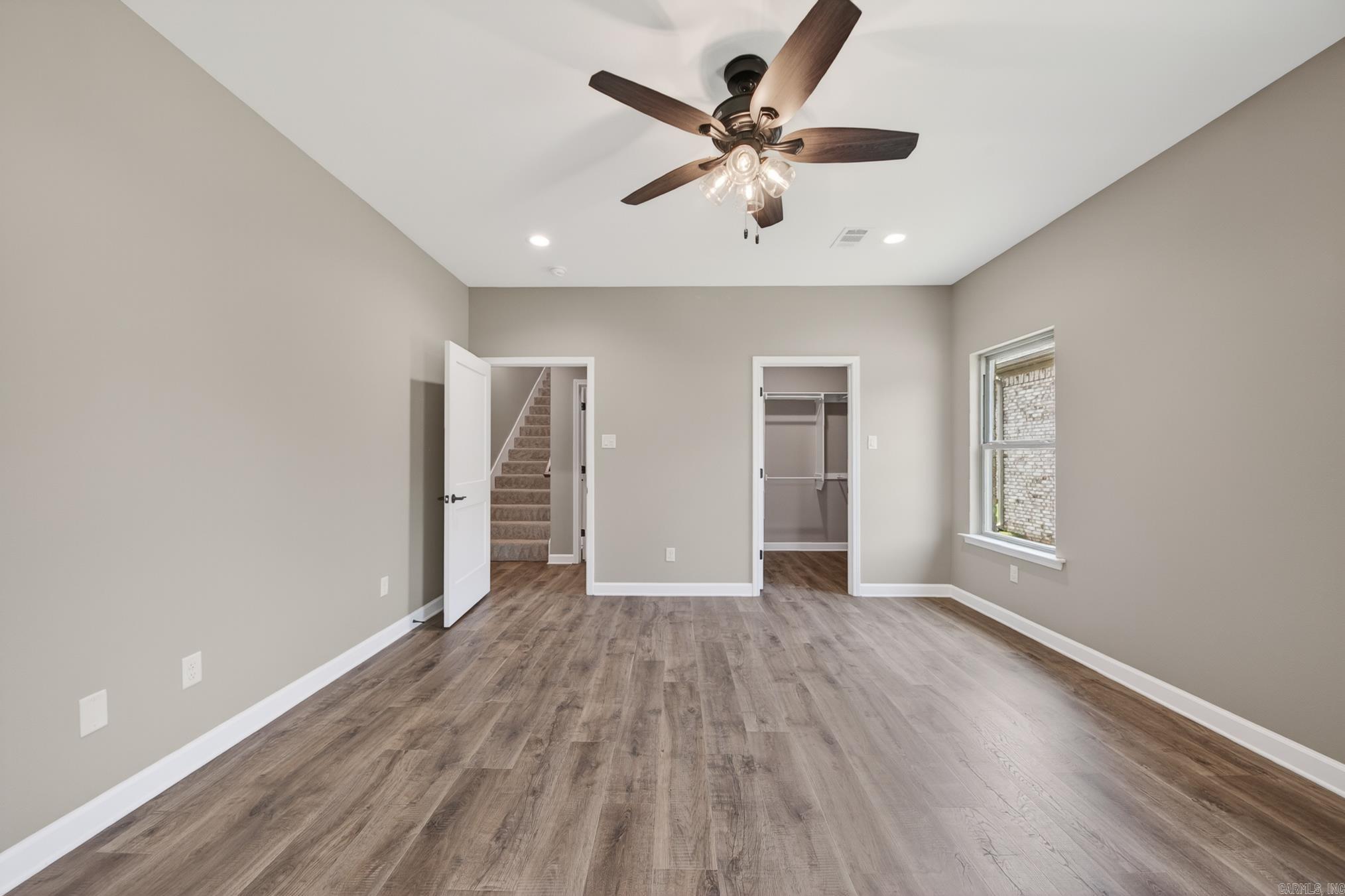 MILLERS GLENN - Residential