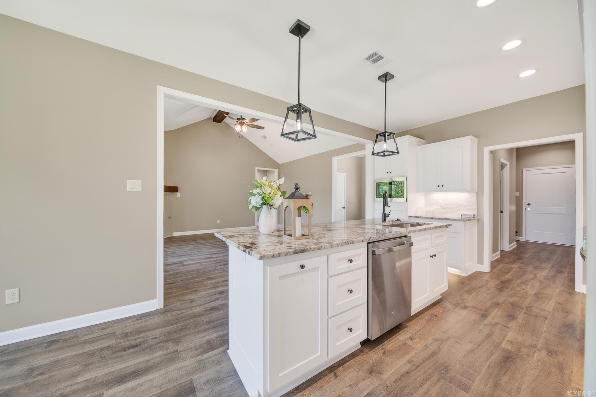 MILLERS GLENN - Residential