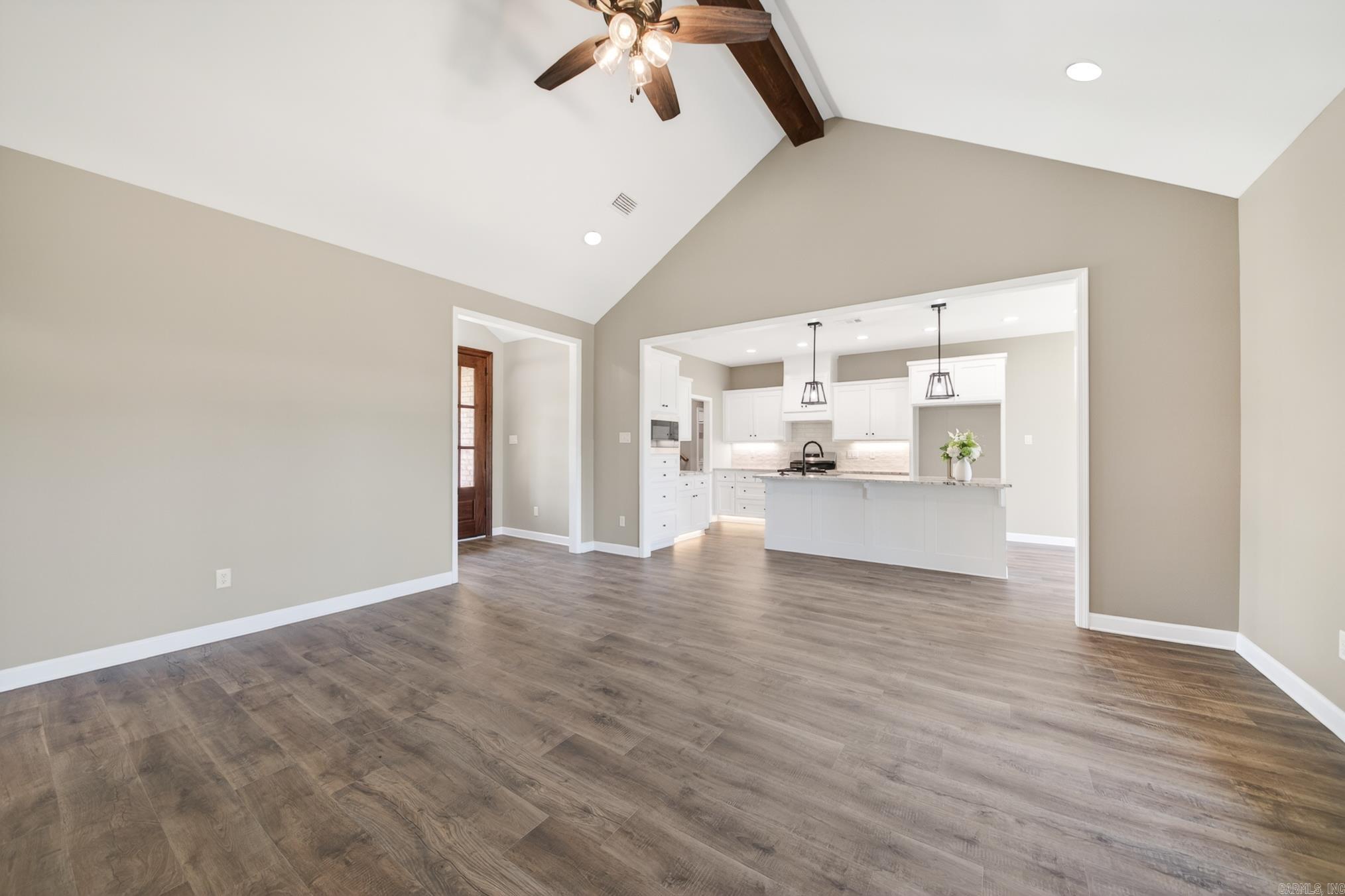 MILLERS GLENN - Residential