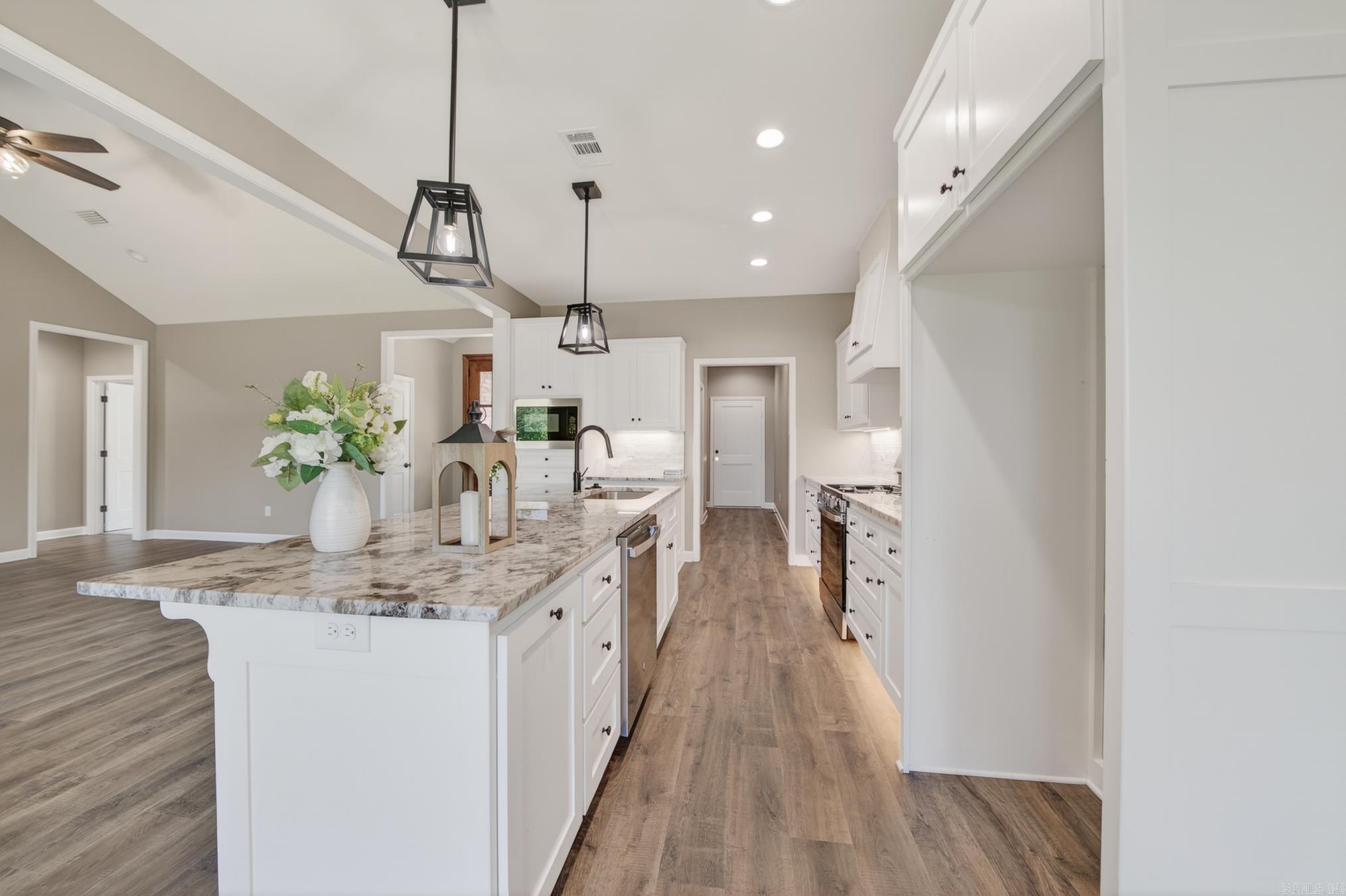 MILLERS GLENN - Residential