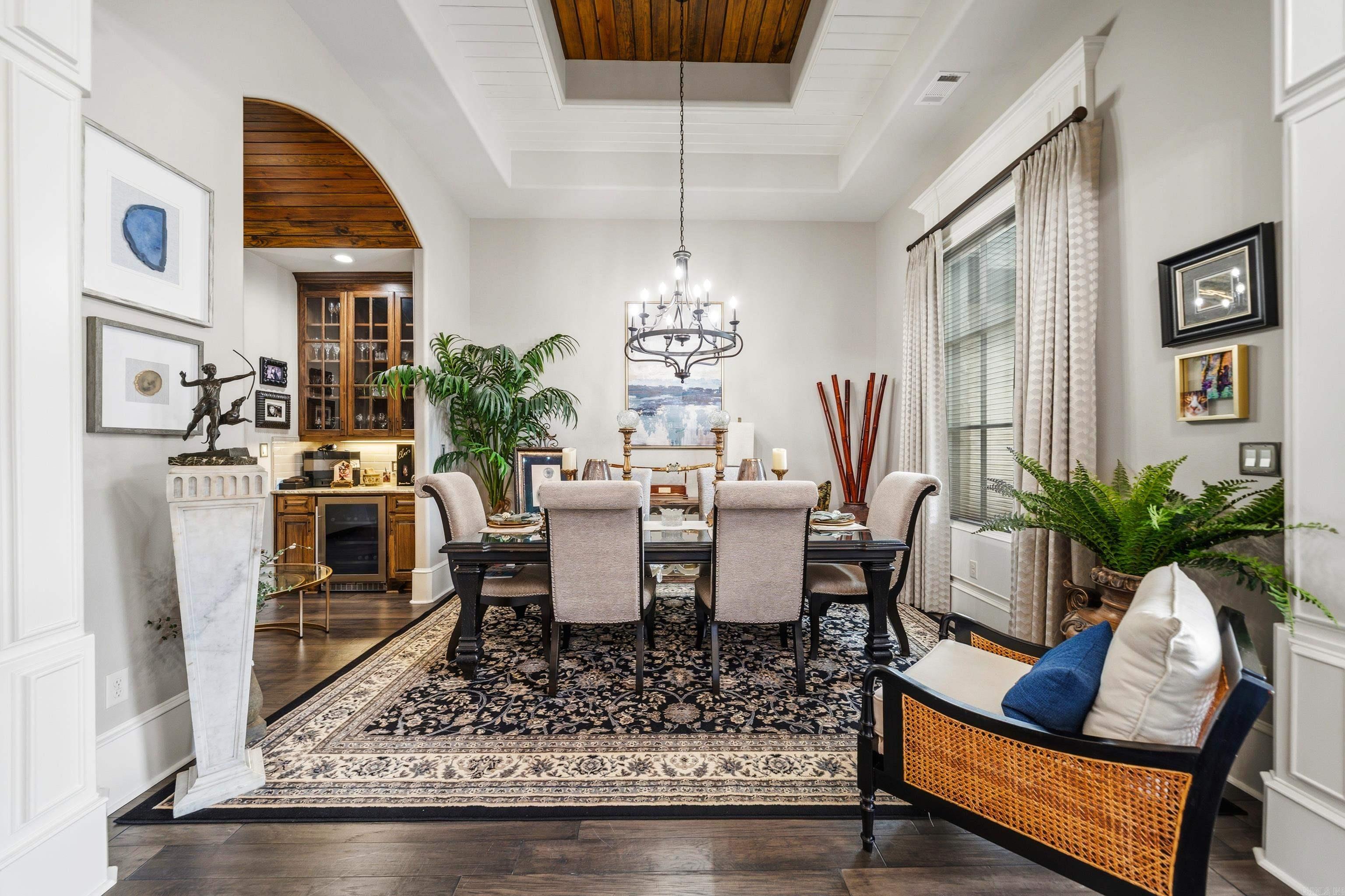 ARLINGTON PARK - Residential