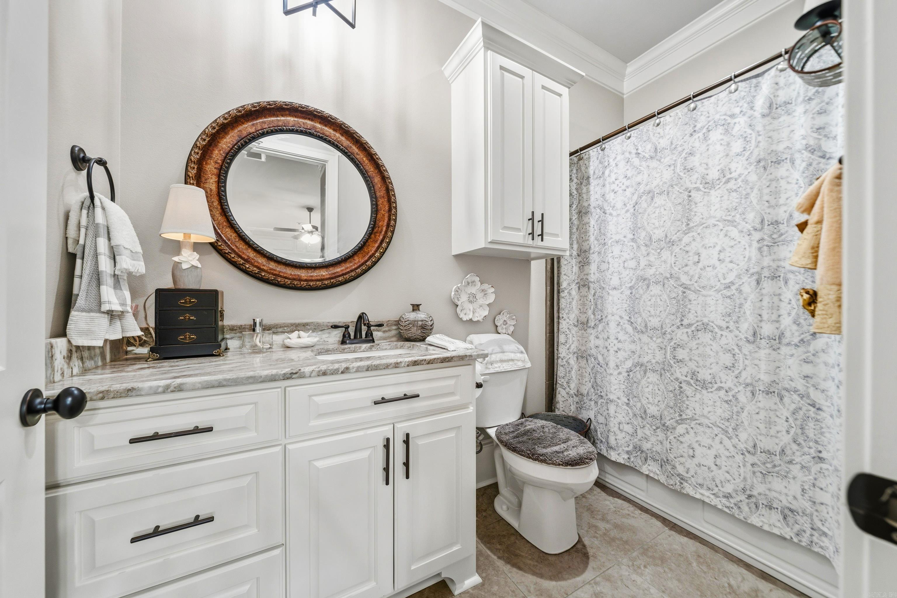 ARLINGTON PARK - Residential