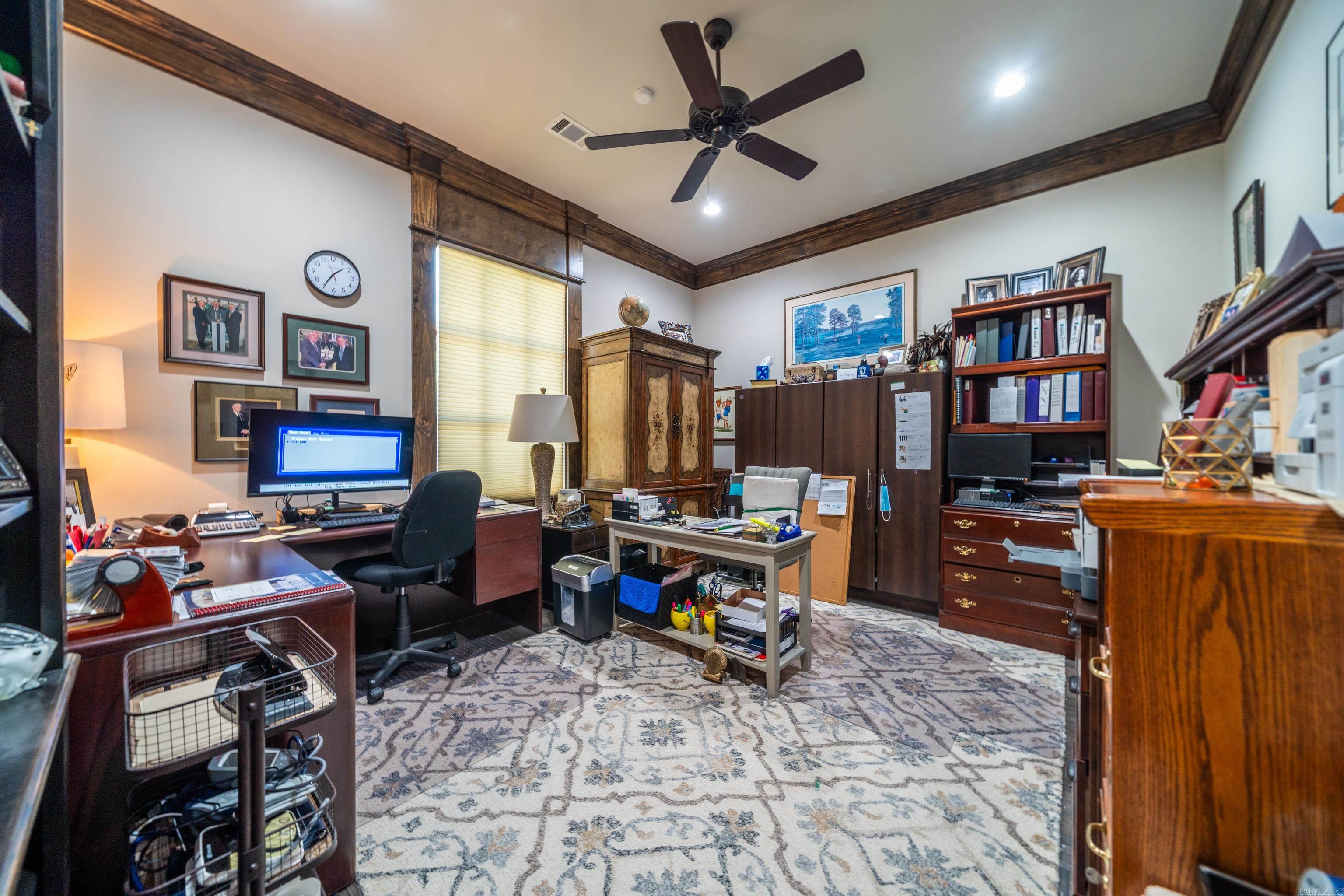 ARLINGTON PARK - Residential