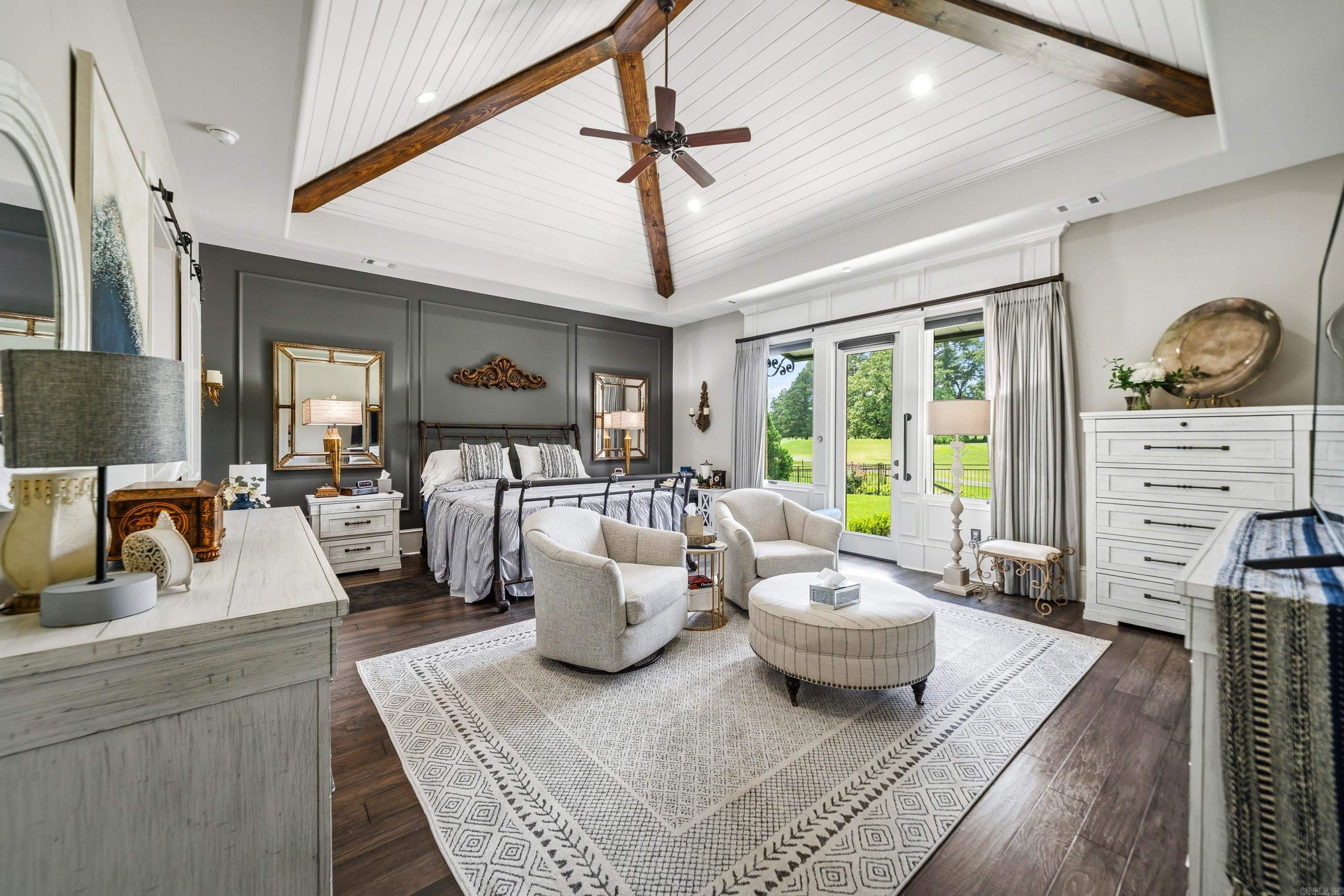 ARLINGTON PARK - Residential