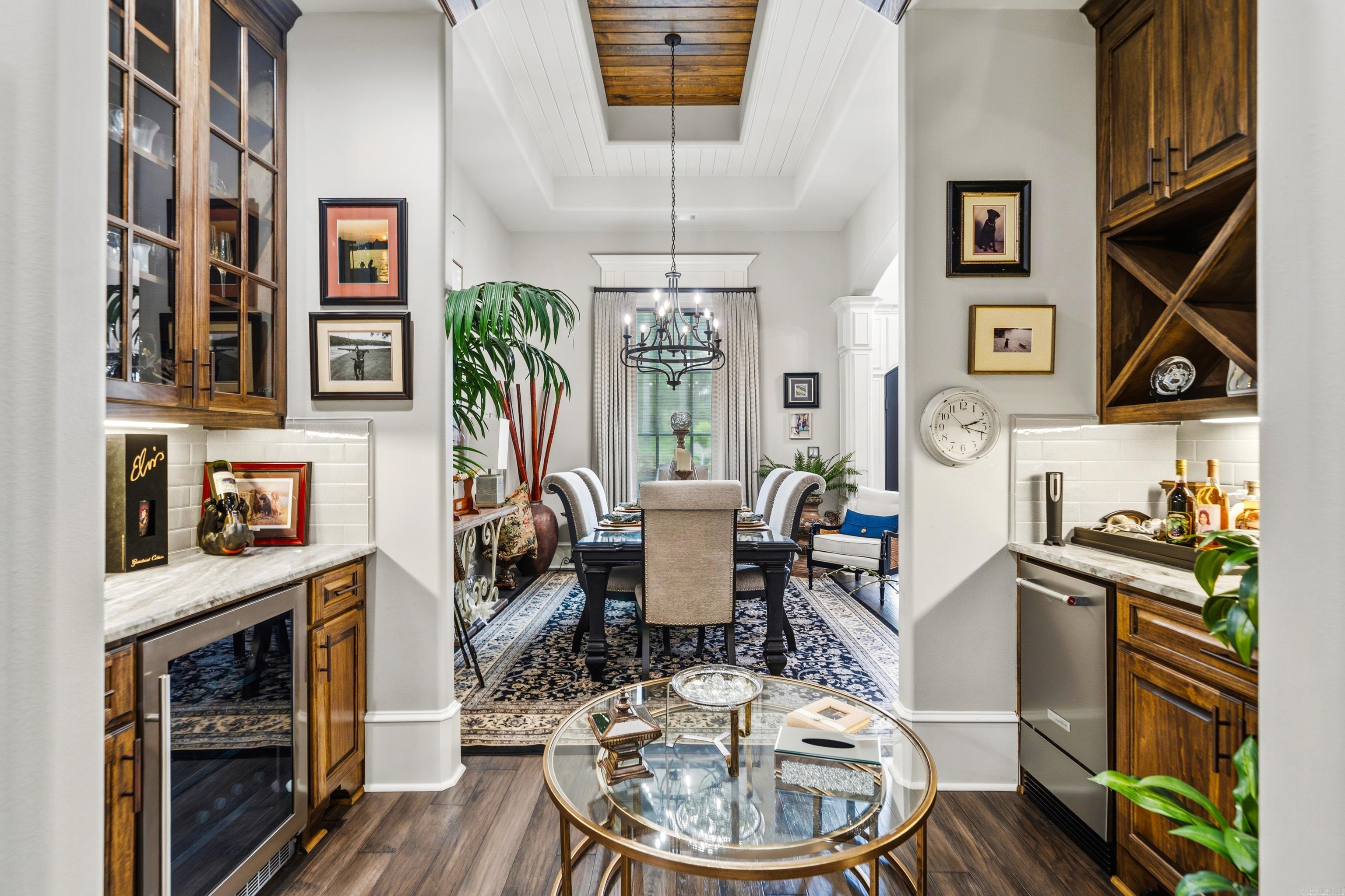 ARLINGTON PARK - Residential