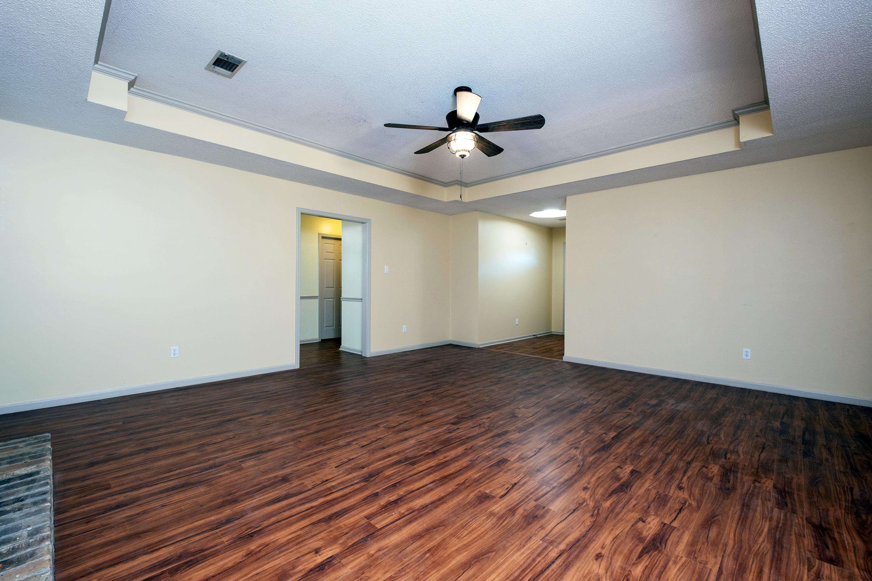 CHERRY CREEK ADDN - Residential