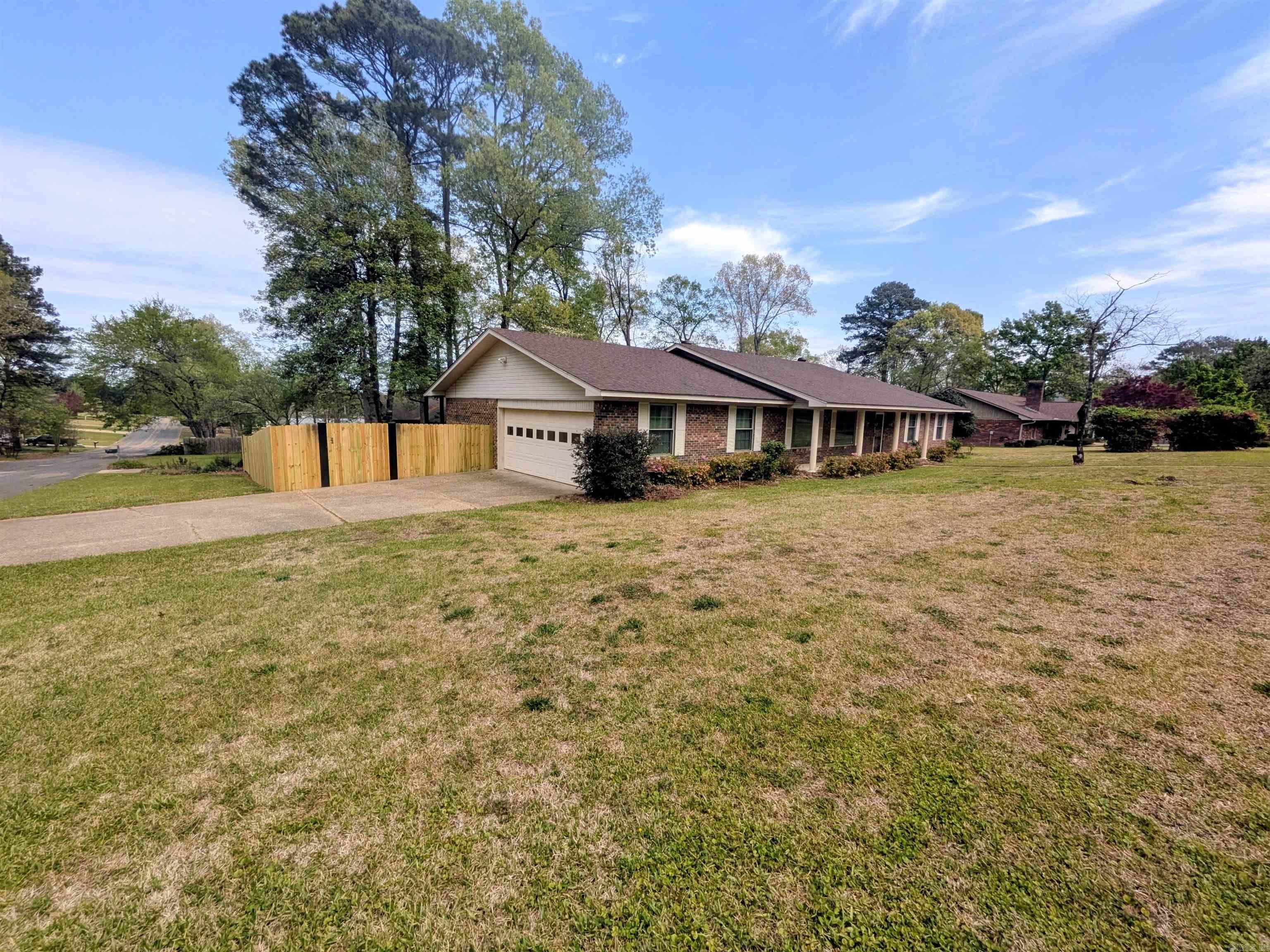 CHEROKEE HILLS 3 - Residential