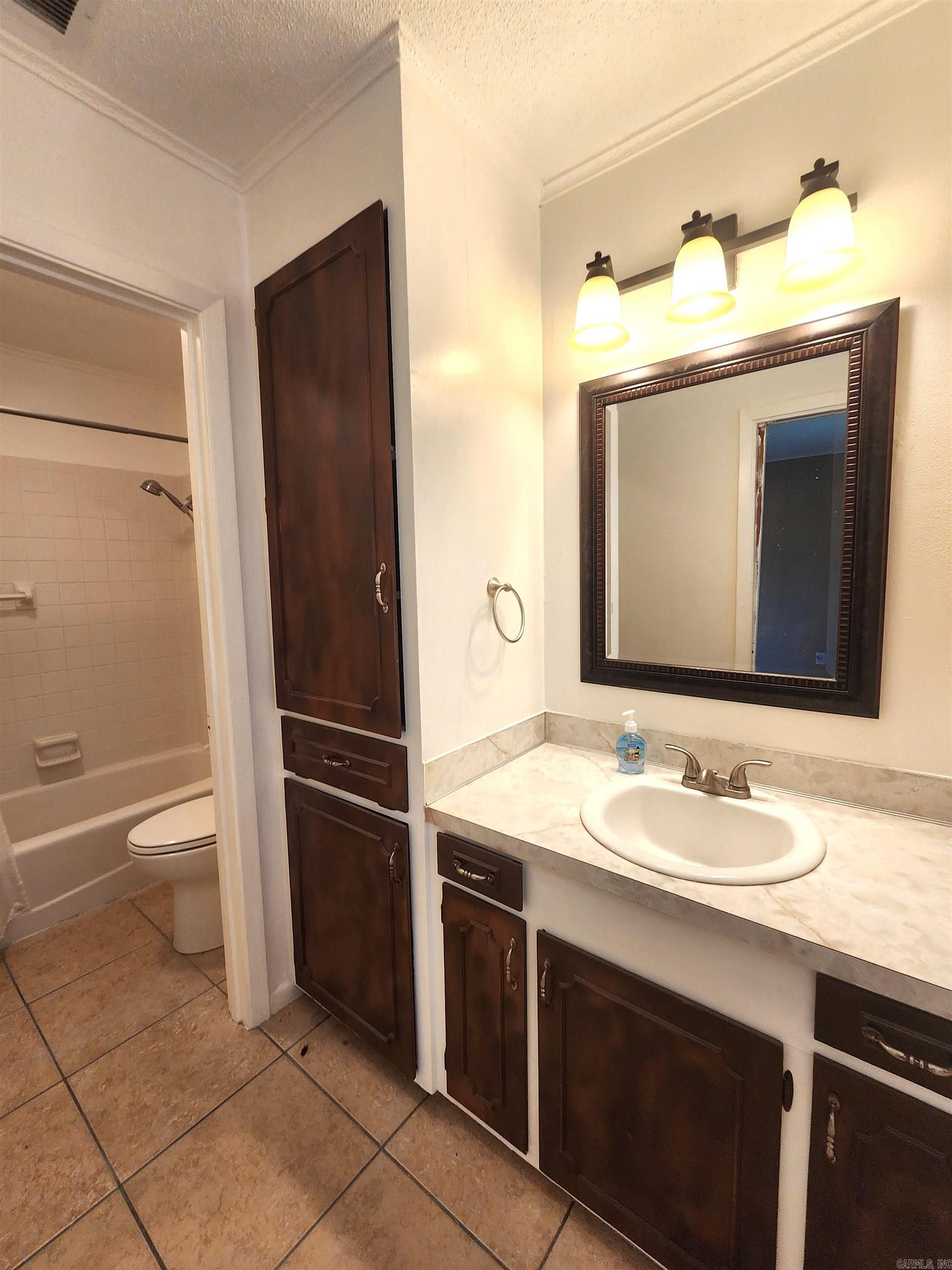 GOODWIN HEIGHTS - Residential