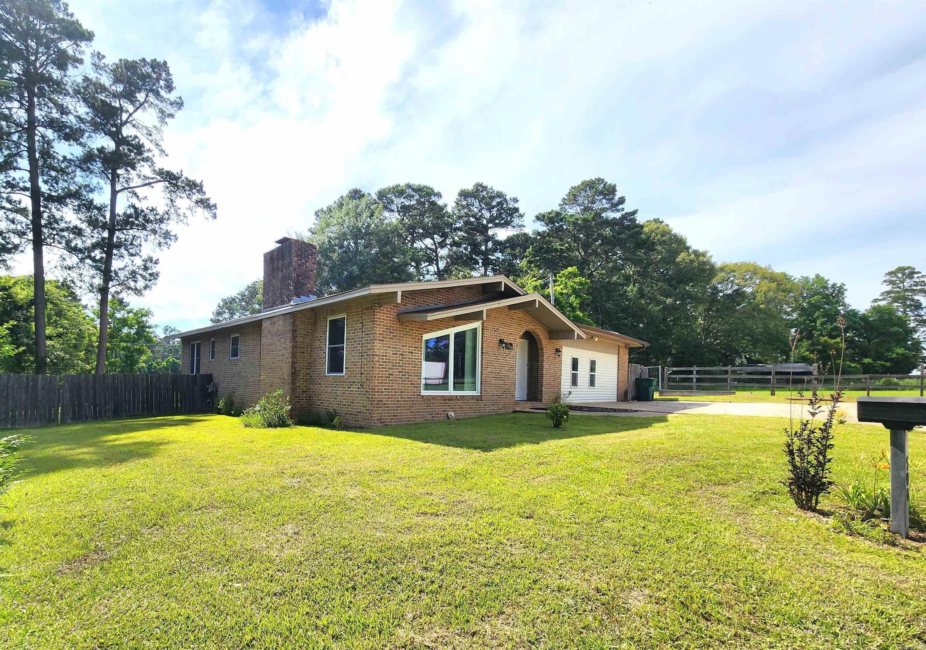 GOODWIN HEIGHTS - Residential