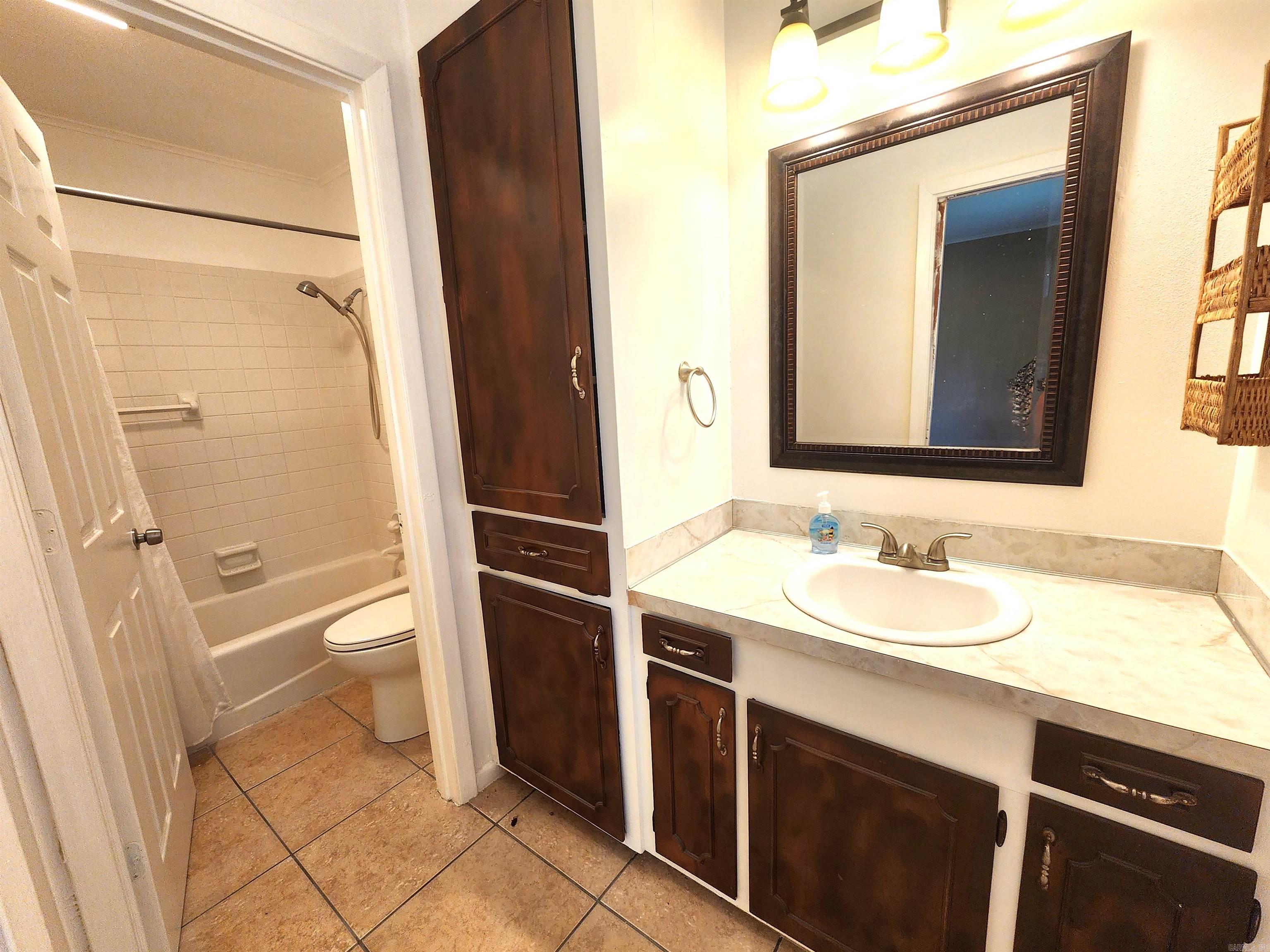 GOODWIN HEIGHTS - Residential